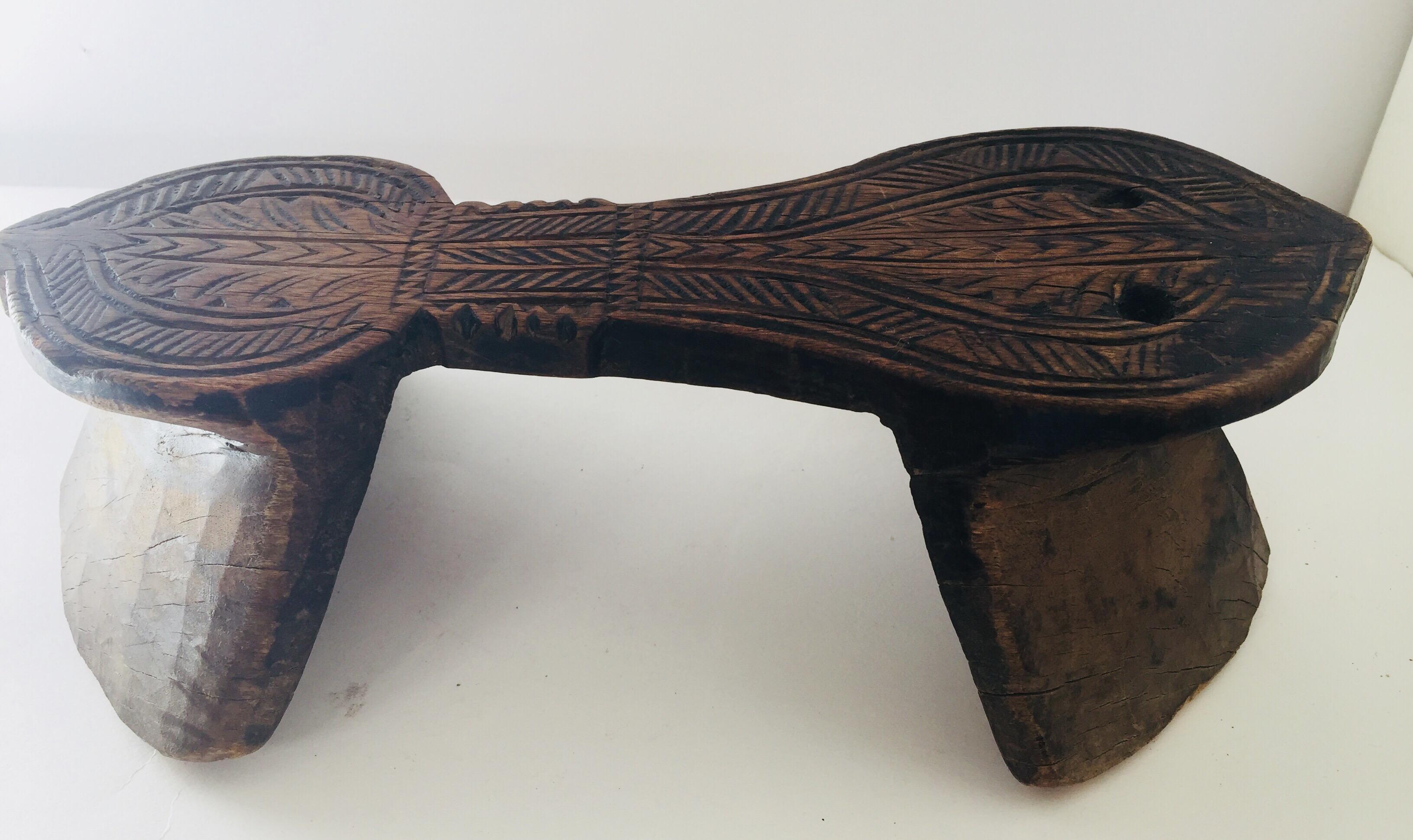 Antique Carved Wooden Harem Shoe For Sale 2