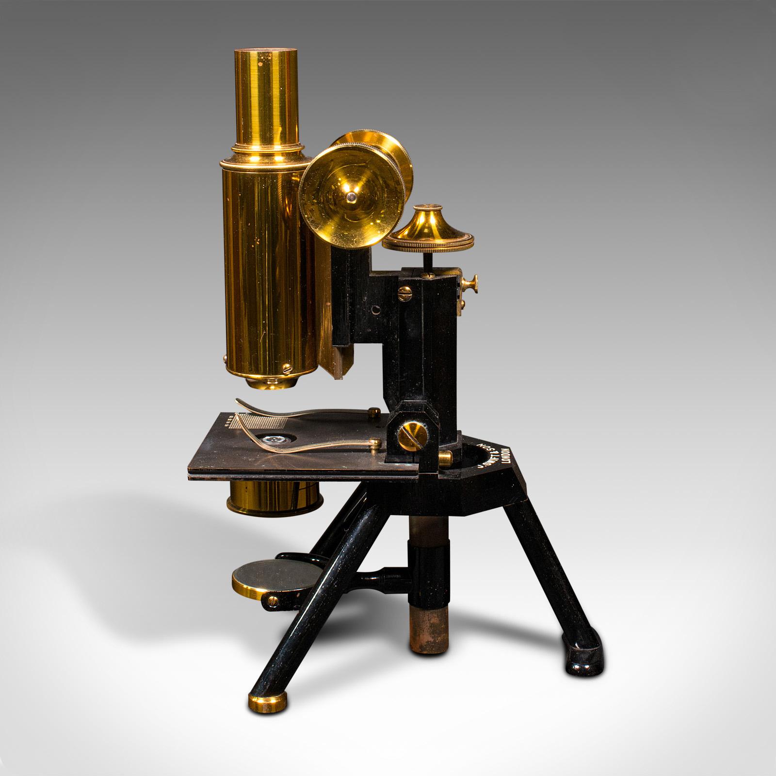 Britannique Microscope anglais à boîtier ancien, Instrument scientifique, Swift & Son, Édouardien en vente