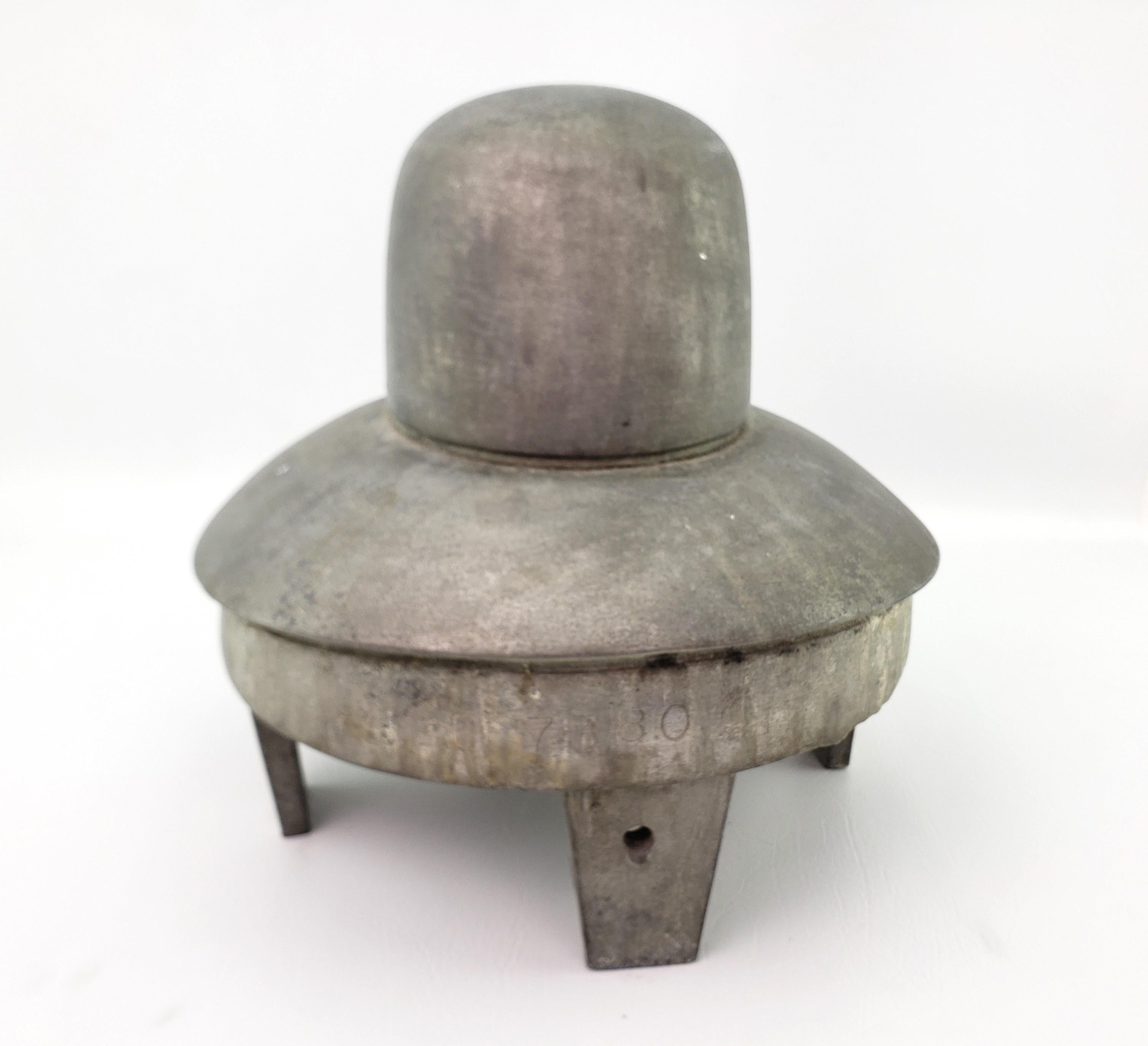 This antique ladies hat form does have a maker's impressed mark, but has become obliterated such that it is largely unidentifiable,but we presume it originates from the United States and dates to approximately 1920. This period Art Deco styled