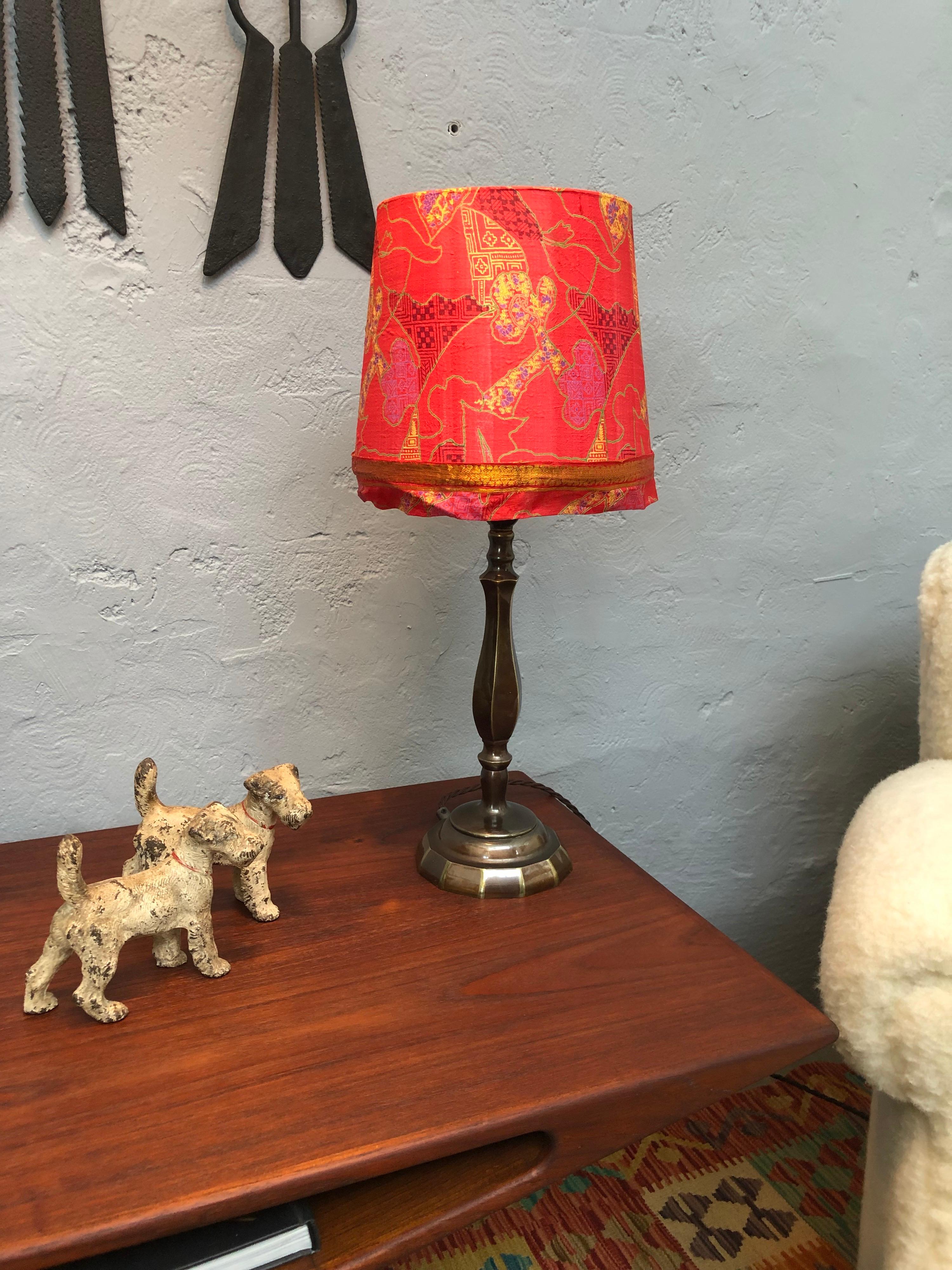 Antique Cast Bronze Art Deco Table Lamp For Sale 5