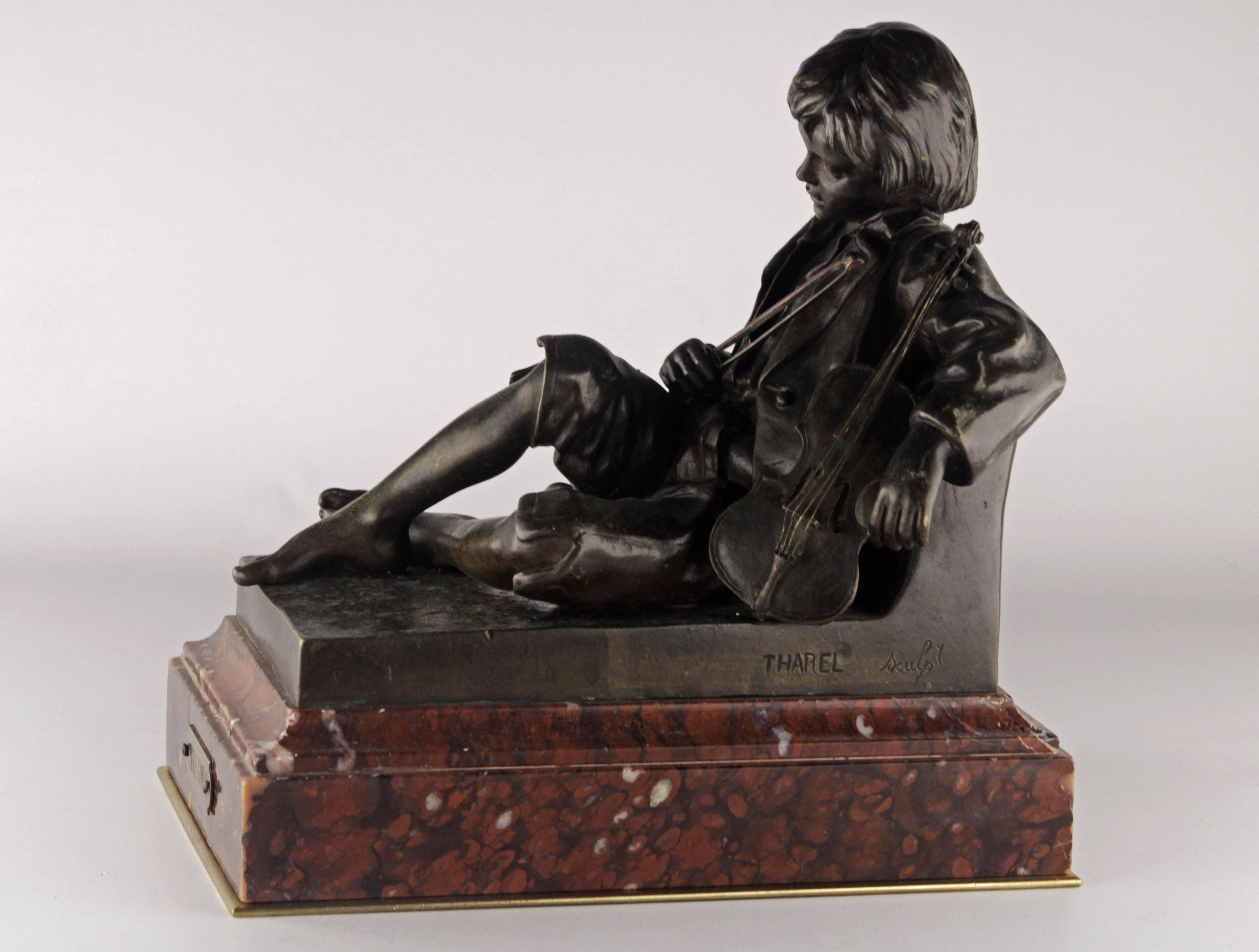 Francese Scultura in bronzo francese di violinista 