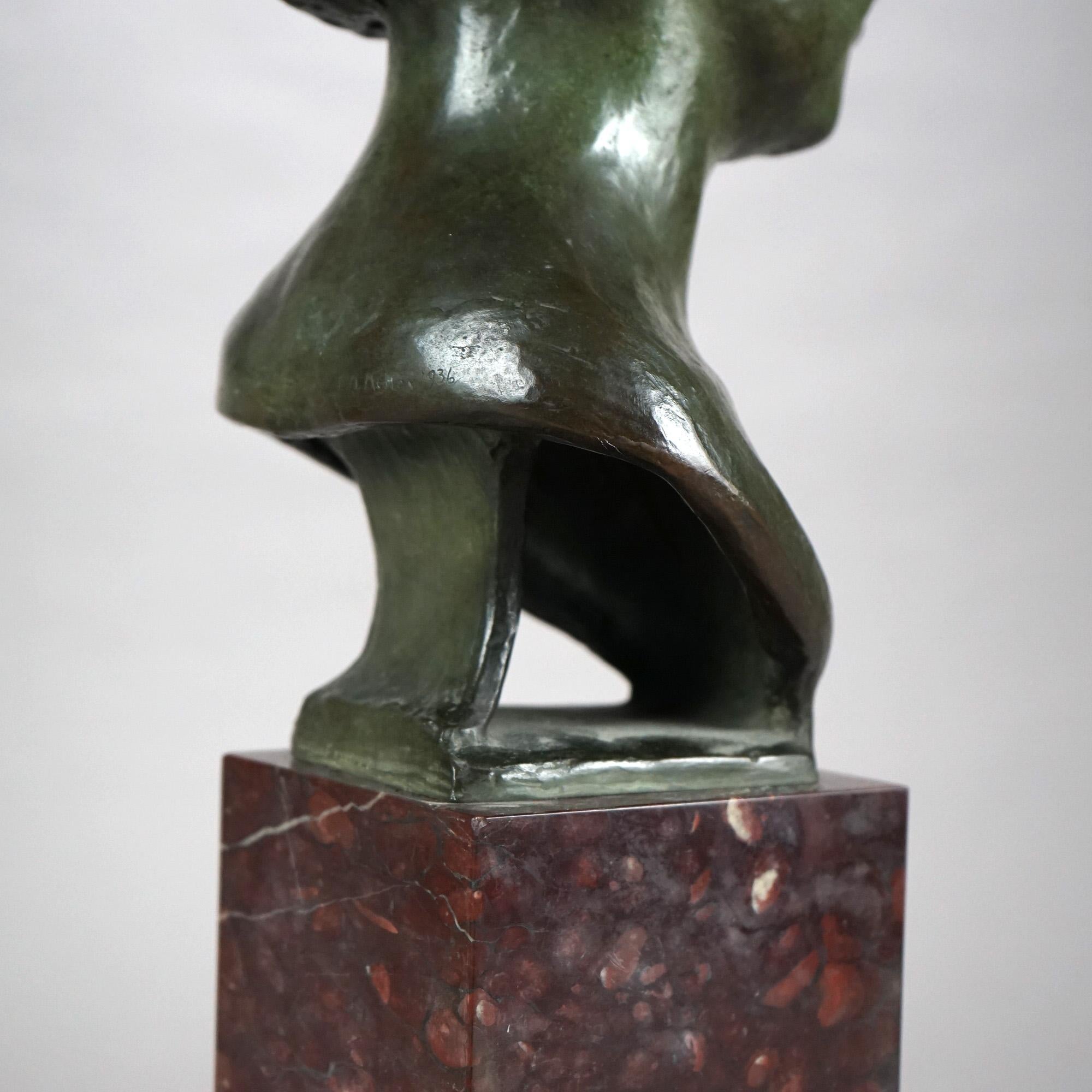 XX secolo Antico busto in bronzo fuso 