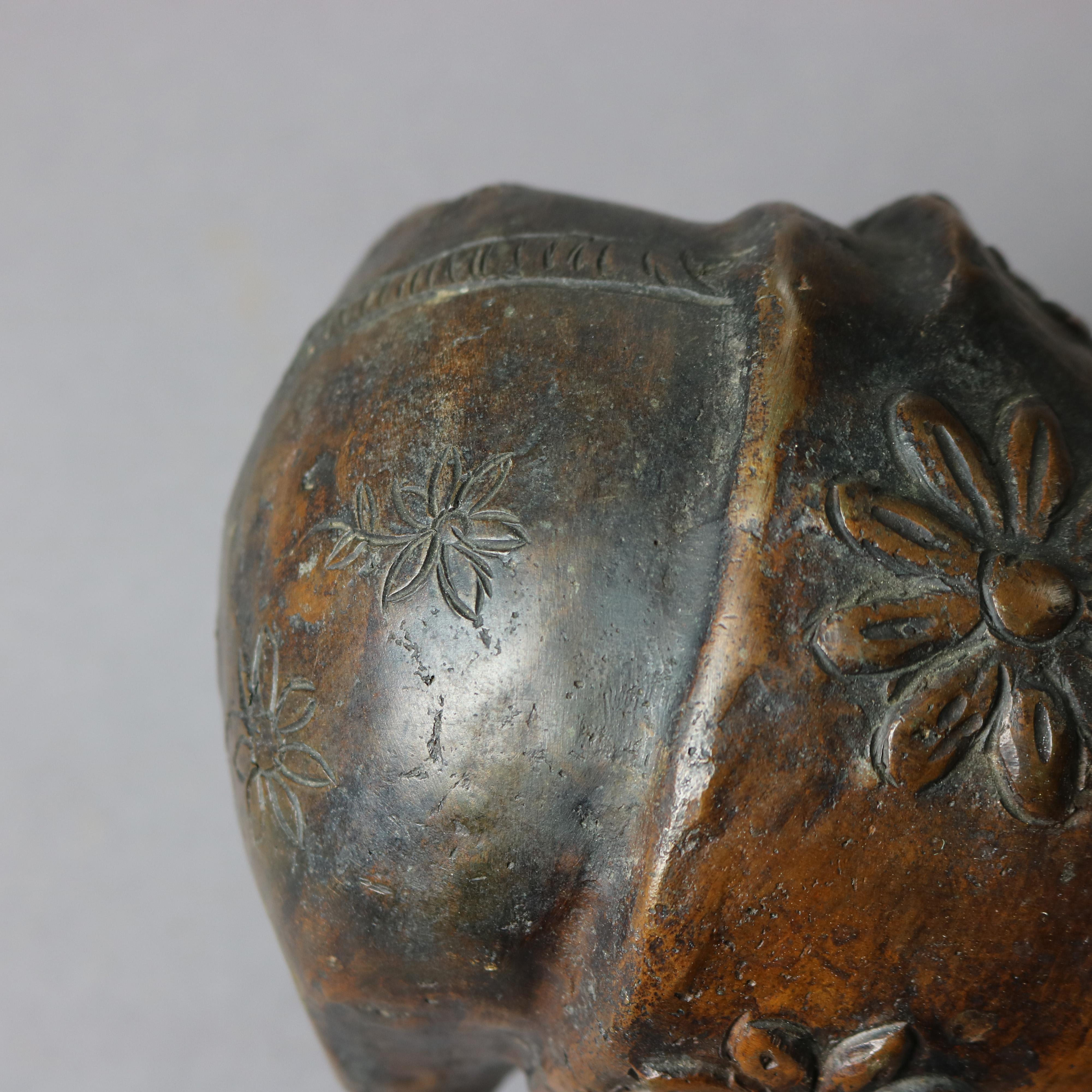 Sculpture mère & Child en bronze antique, circa 1900 7