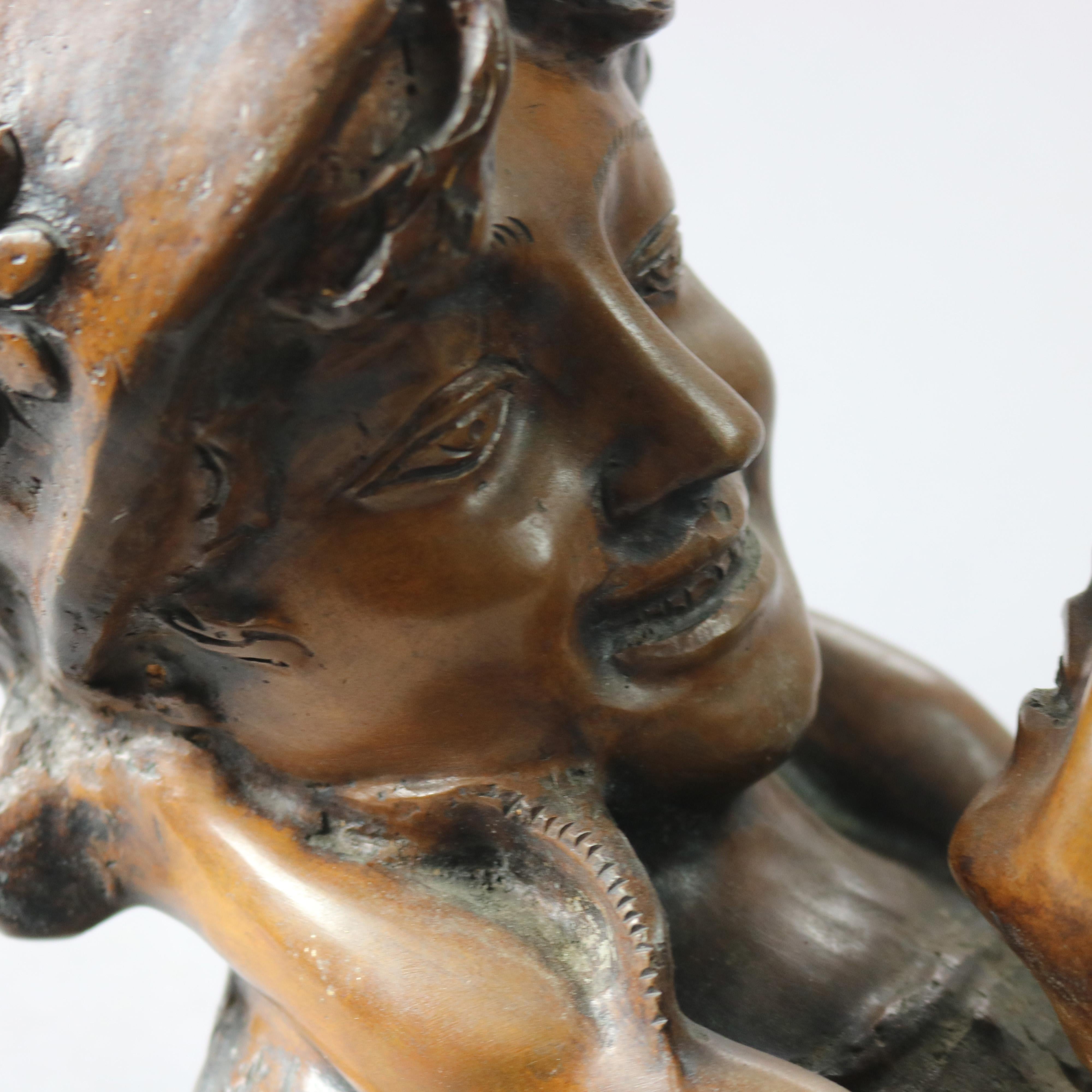 20ième siècle Sculpture mère & Child en bronze antique, circa 1900