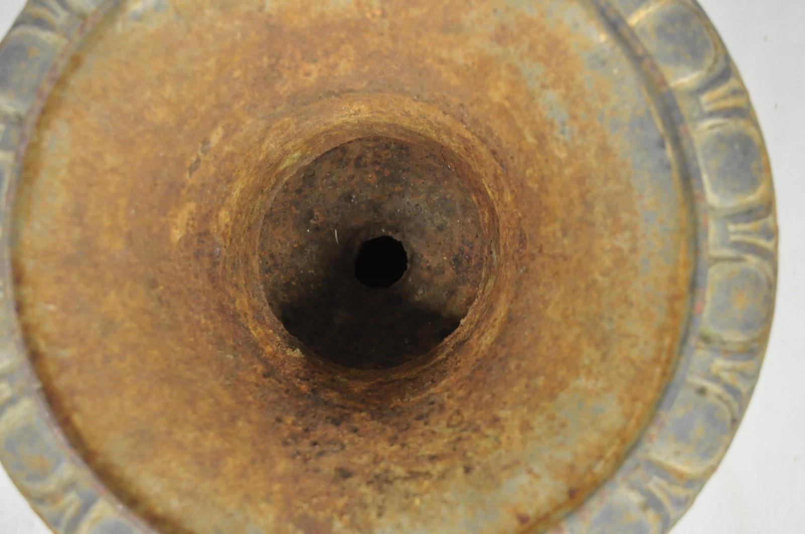 Urne en fonte Antique 12.5