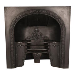 Antique Cast Iron Arched Register Grate with Very fine Details, 19th Century