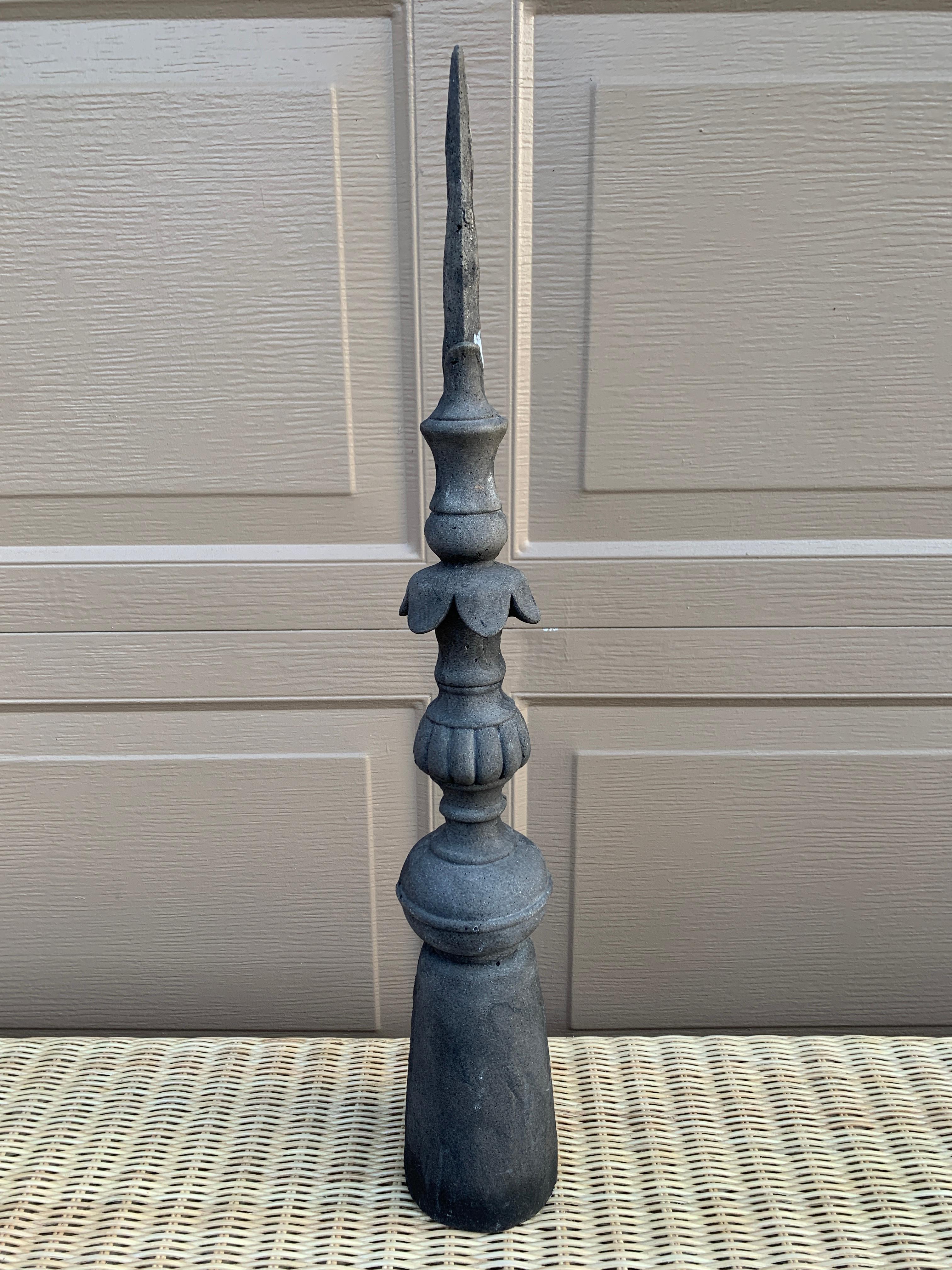Antique Cast Iron Architectural Garden Obelisk Finial For Sale 2