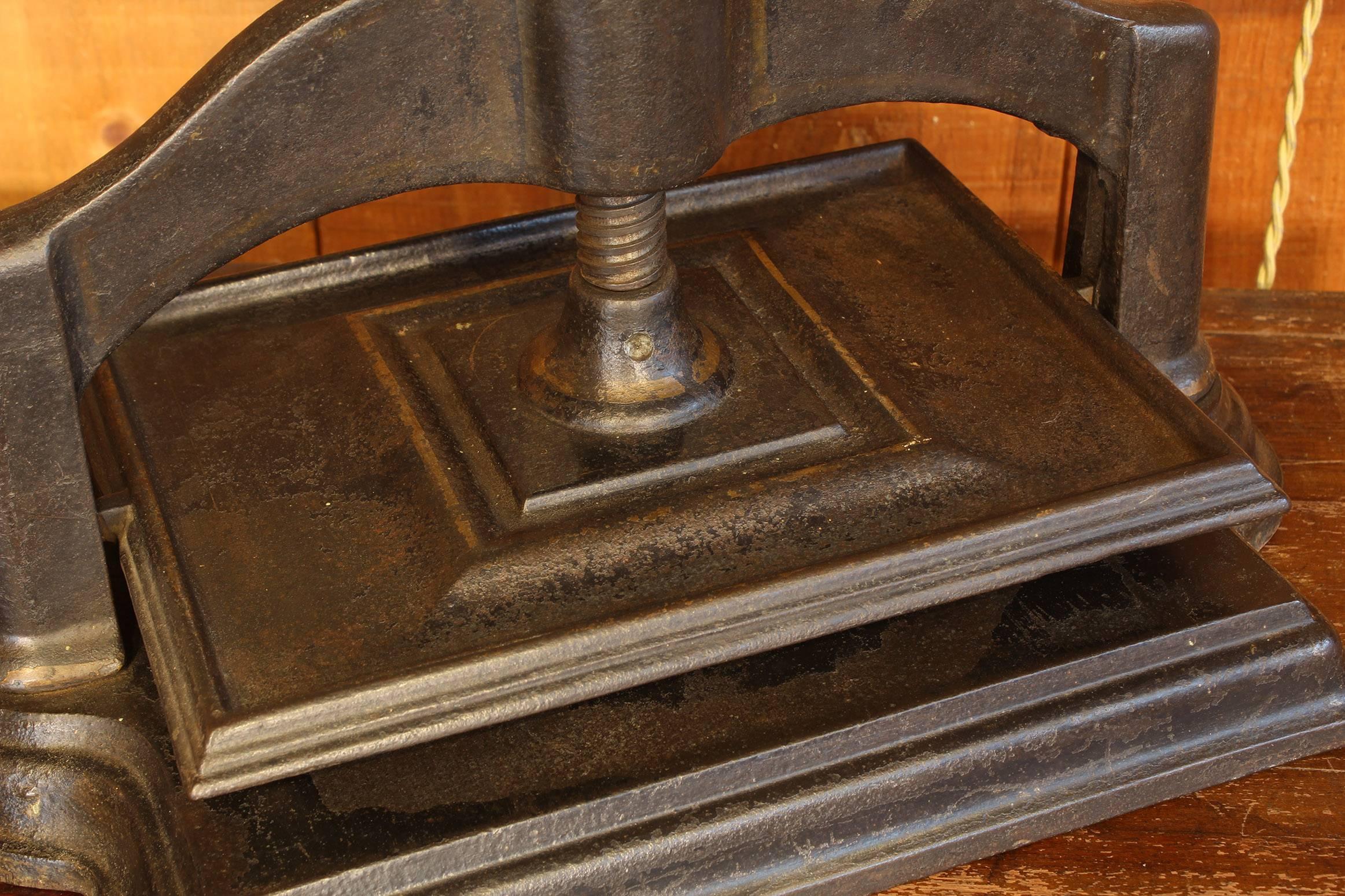 20th Century Antique Cast Iron Book Press