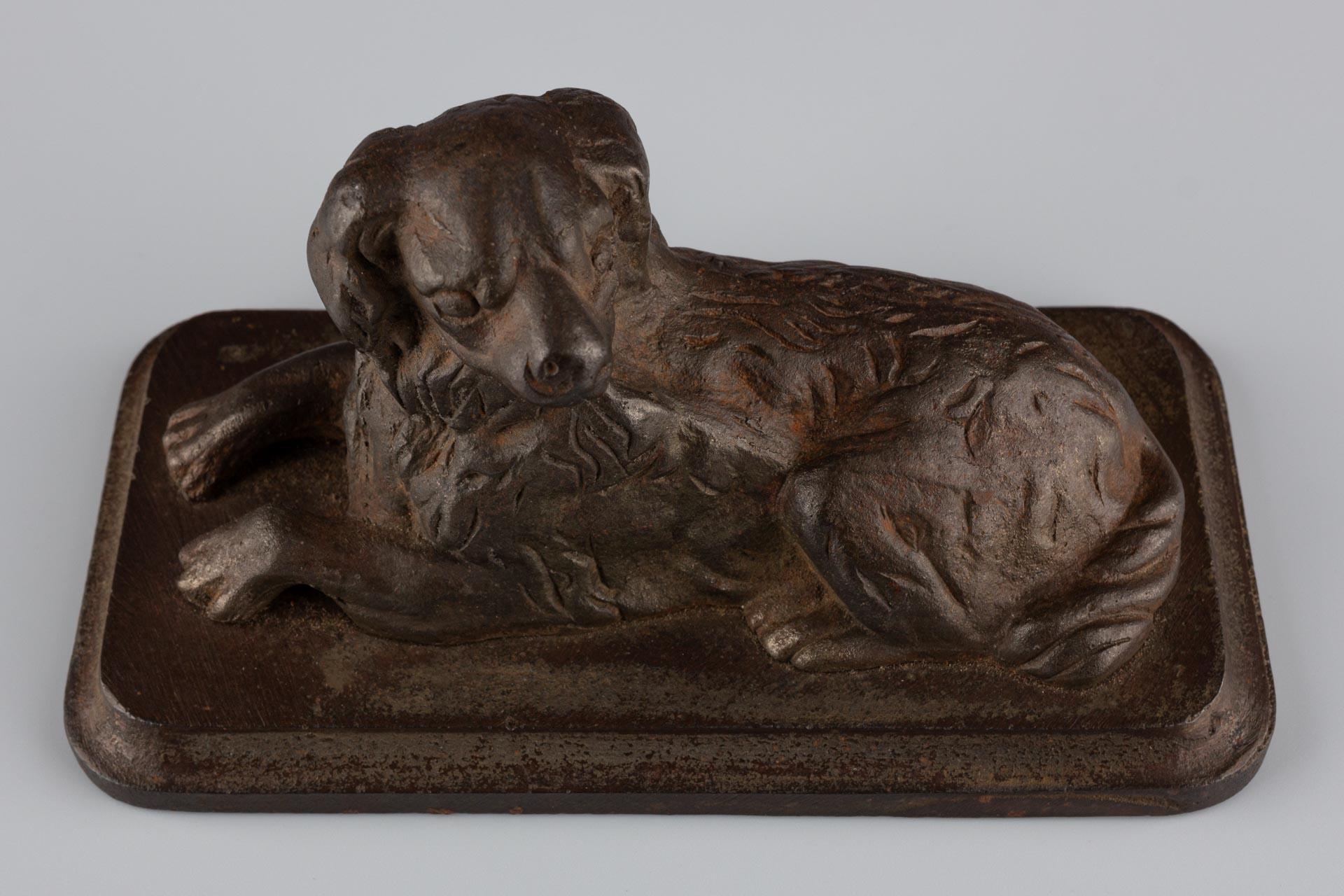 Antica scultura in ghisa di un cane, fine XIX secolo in vendita 11