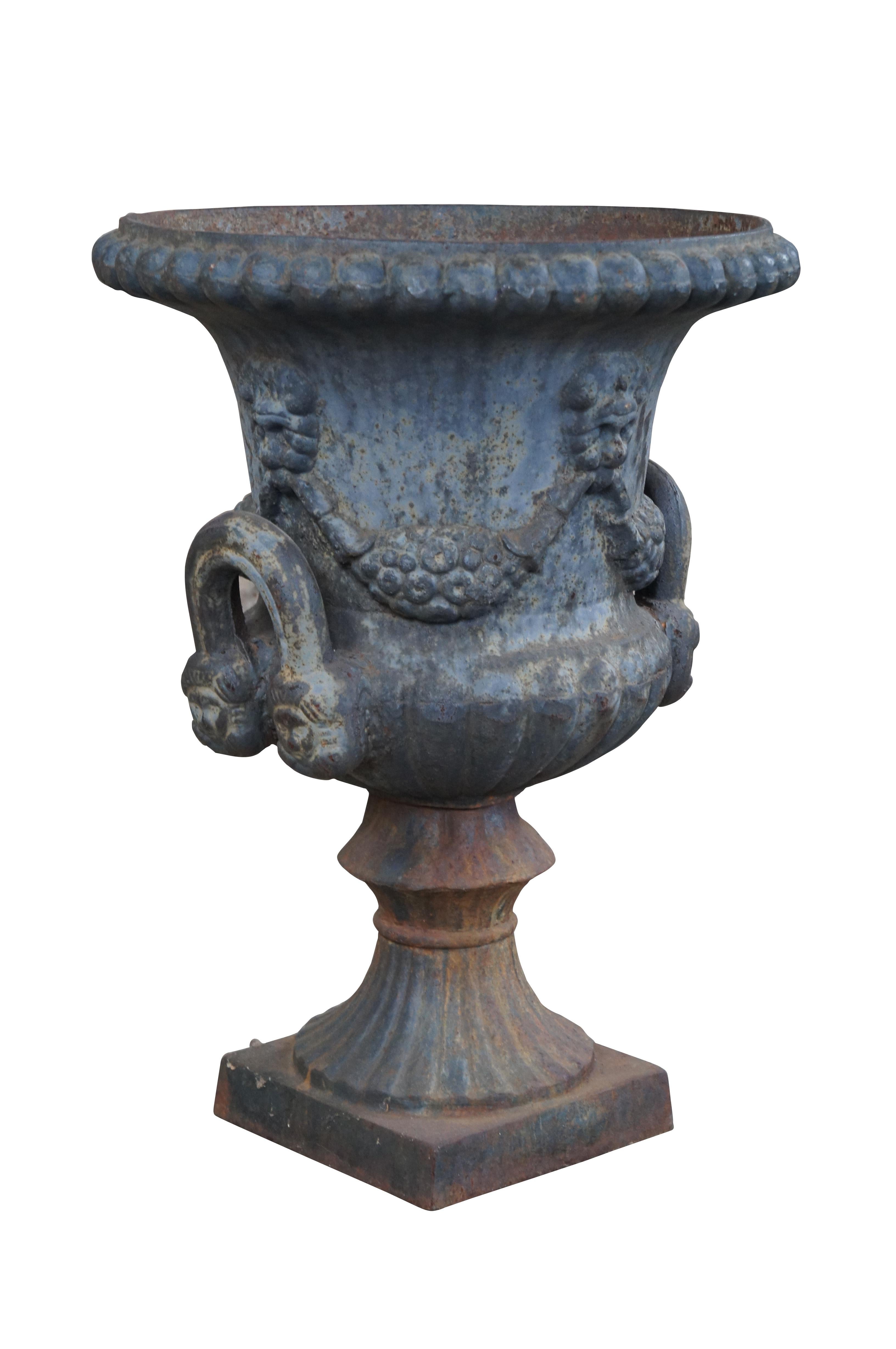 Classical Greek Antique Cast Iron Classical Grecian Style Outdoor Garden Planter Urn Grapes 23