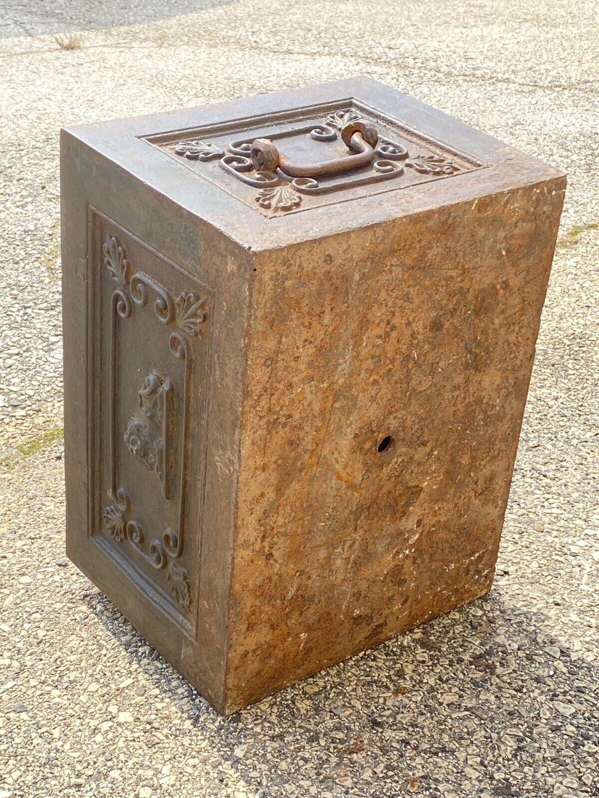 Antique Cast Iron Crane Foundry Co C.H. Crane Ship Strongbox Safe with Lions 3