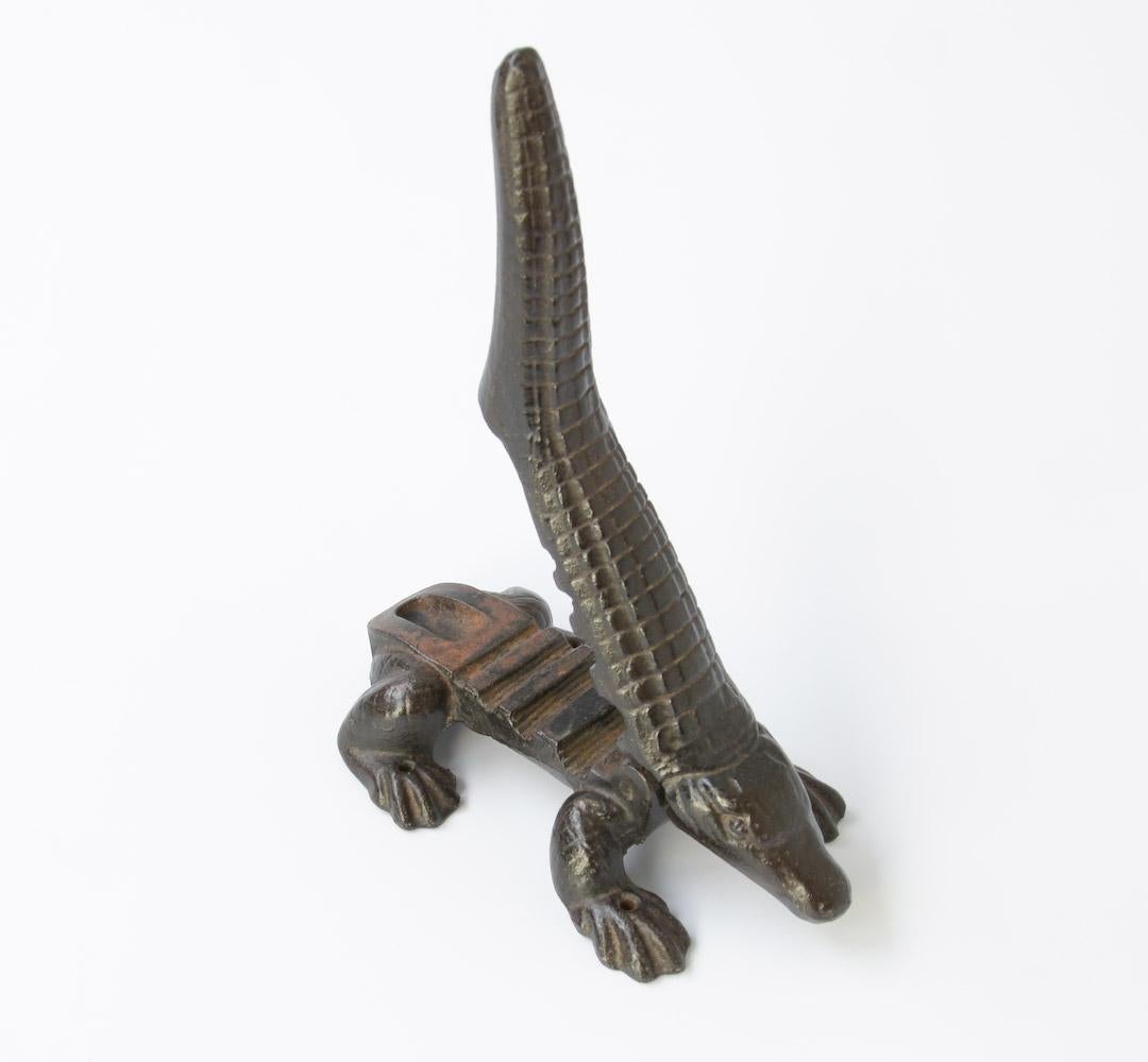 Antique Cast Iron Crocodile Cork Press 1