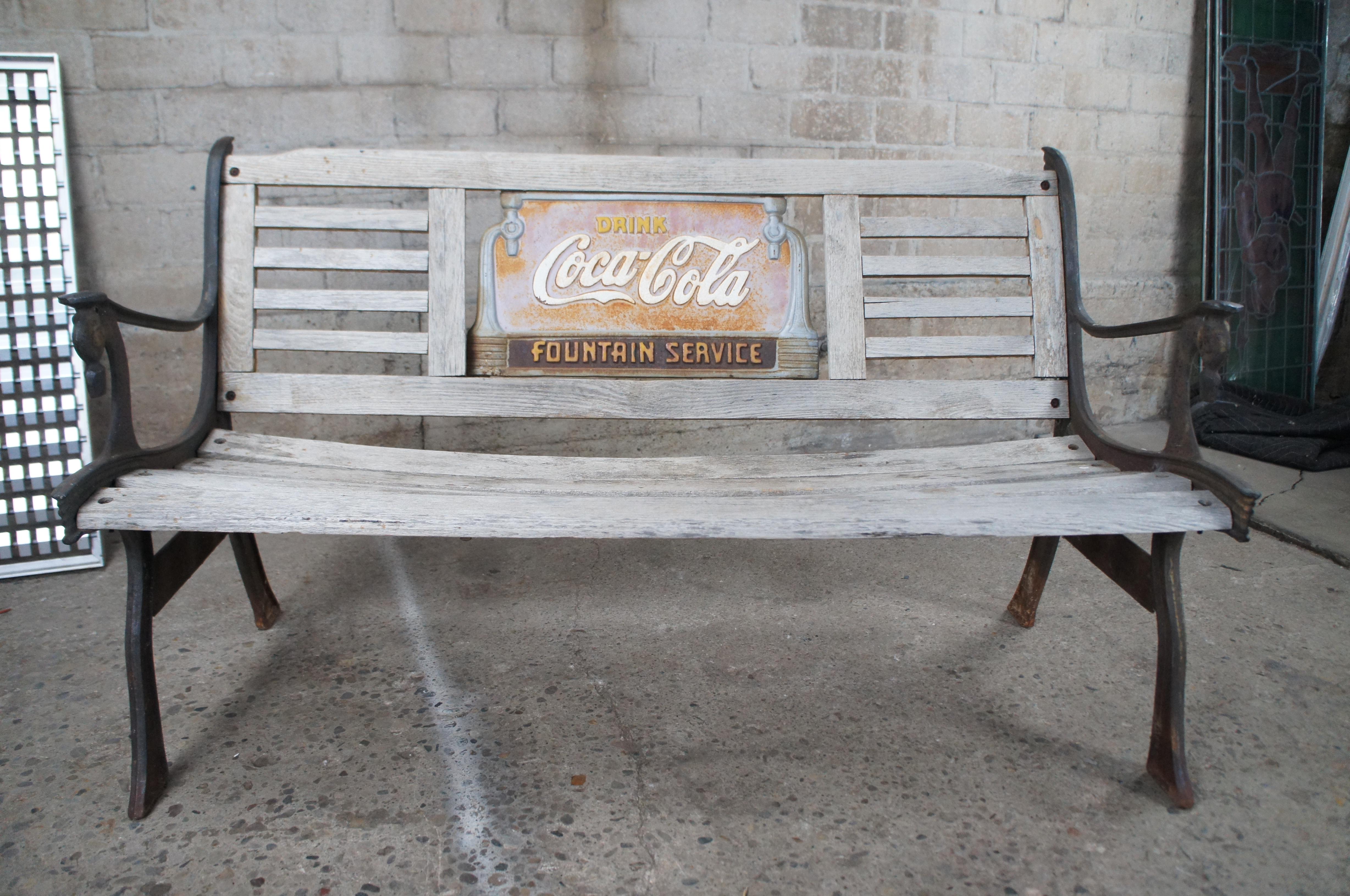 Antiguo hierro fundido Bebida Coca Cola Fuente Servicio Letrero publicitario Banco de parque 5