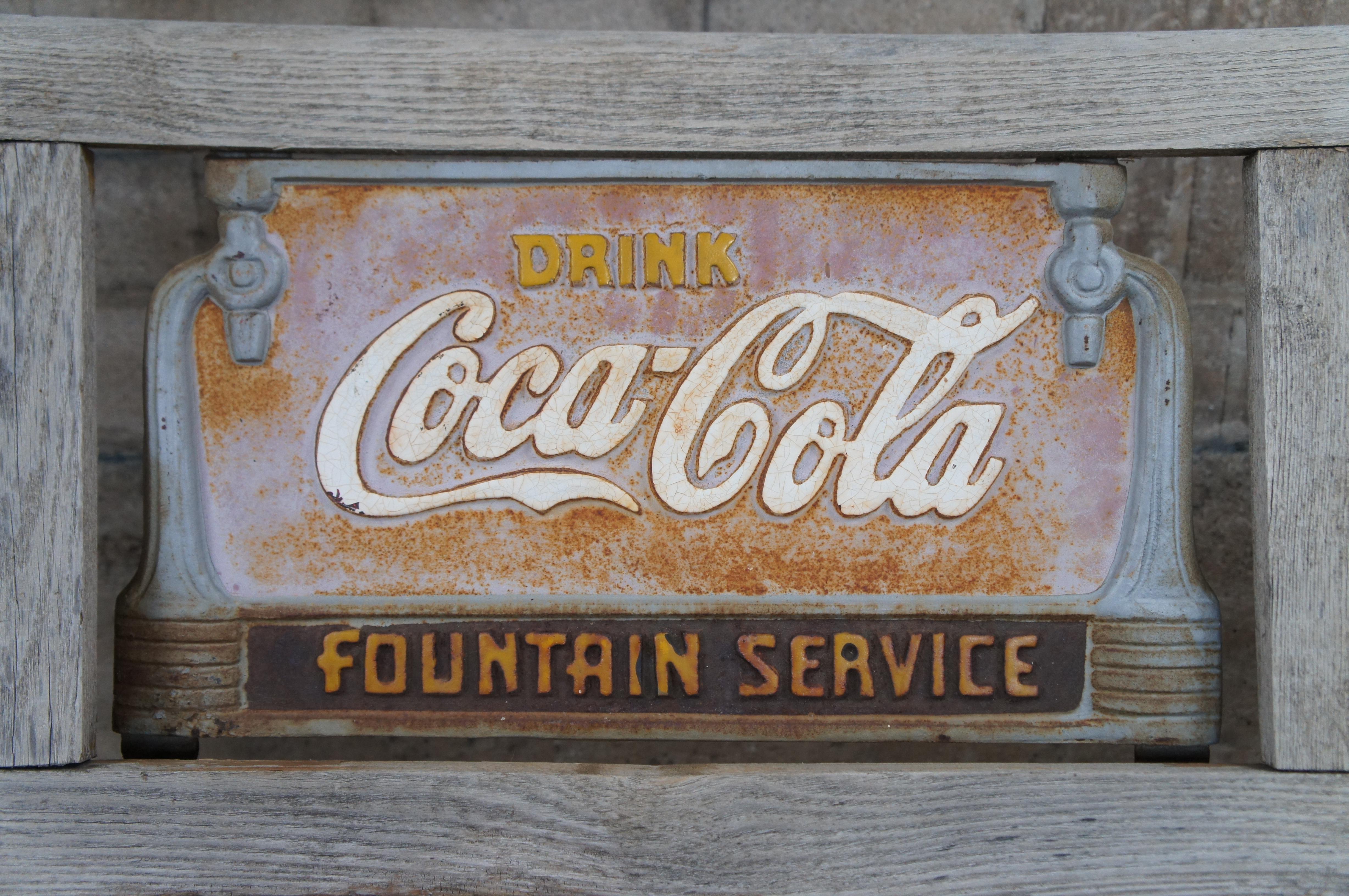 Antiguo hierro fundido Bebida Coca Cola Fuente Servicio Letrero publicitario Banco de parque en Bastante bueno Estado en Dayton, OH