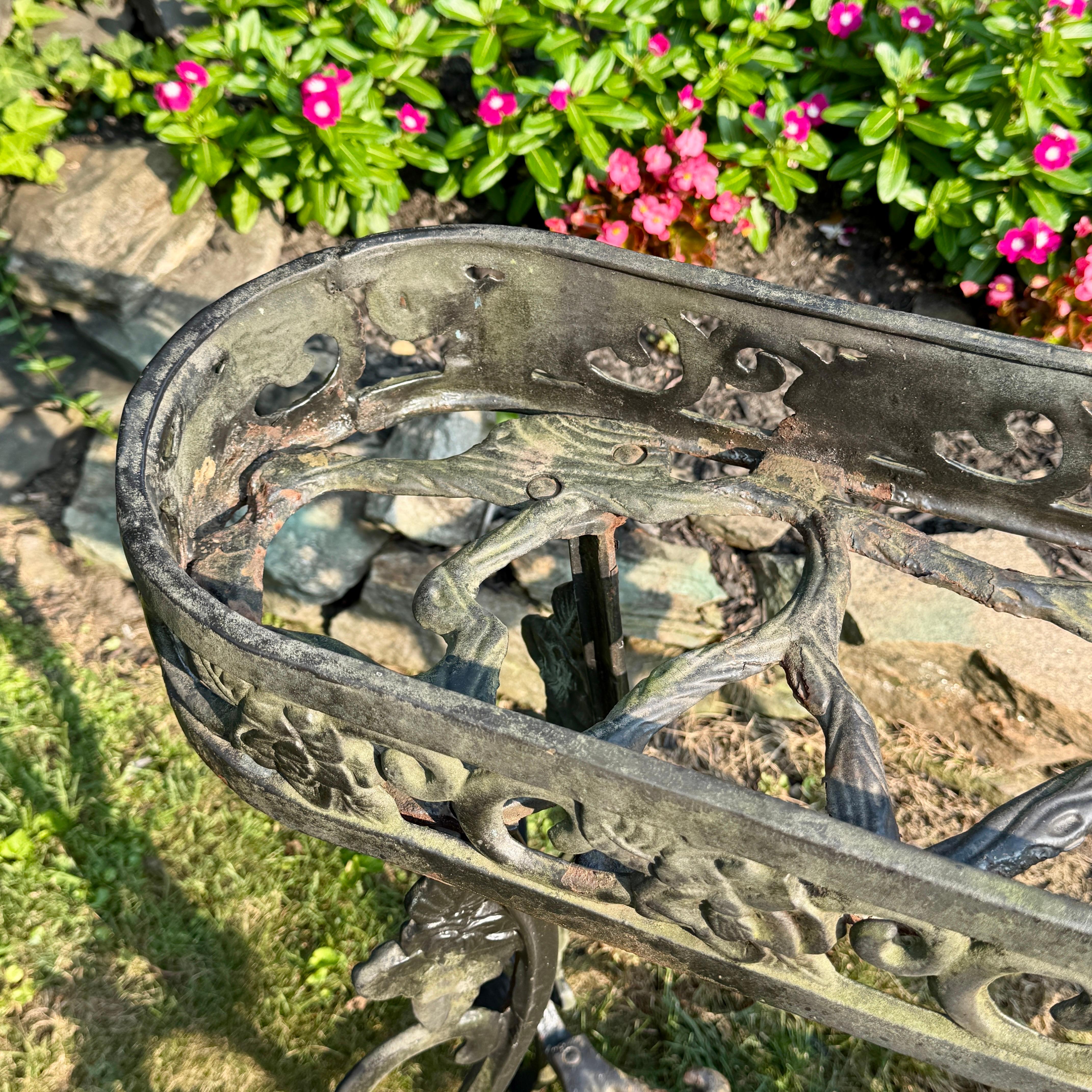 Antike Gusseisen Faux Bois Garten Pflanzer Stand im Zustand „Gut“ im Angebot in Haddonfield, NJ
