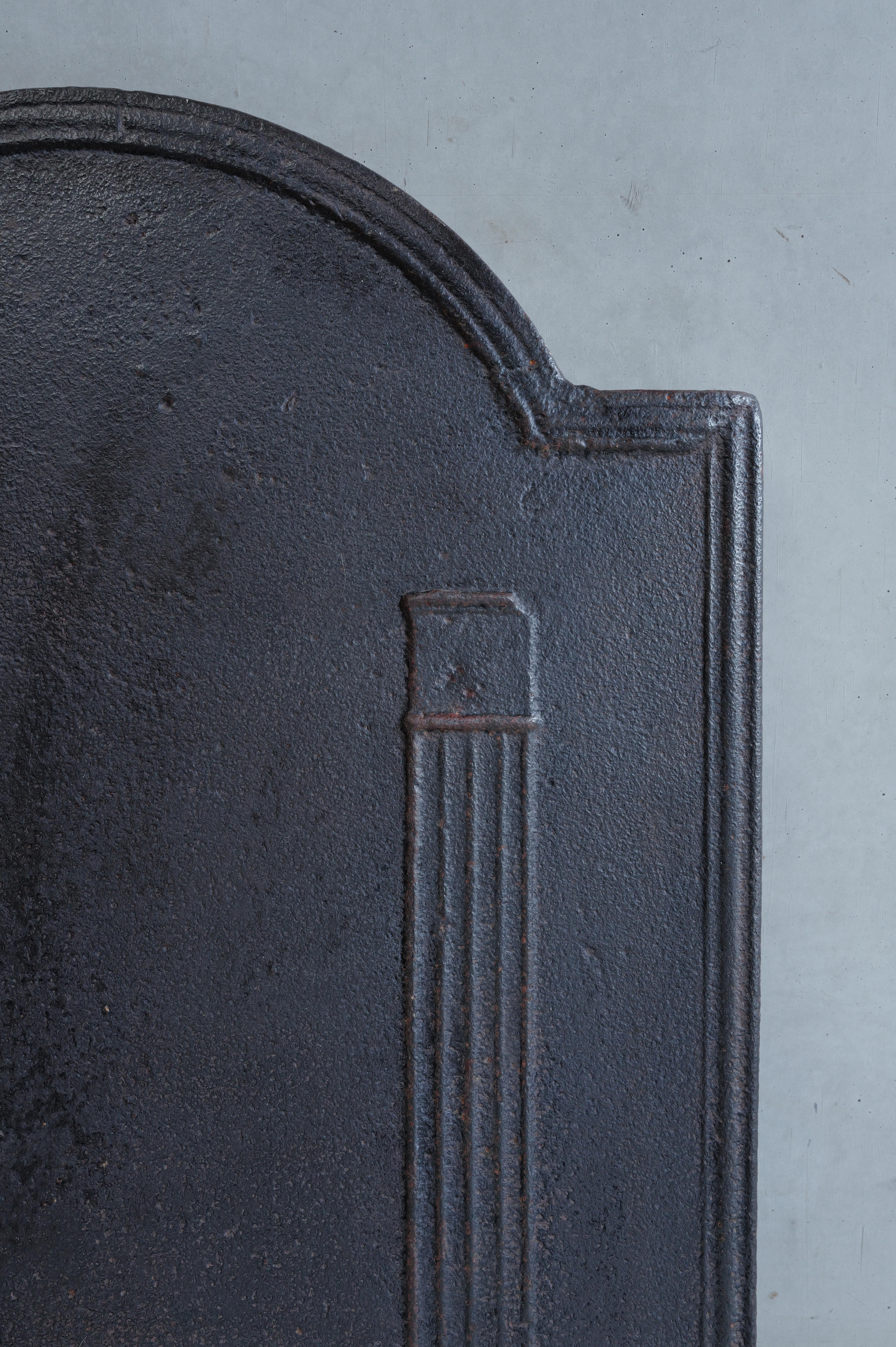 Français Plaque de cheminée en fonte antique en vente