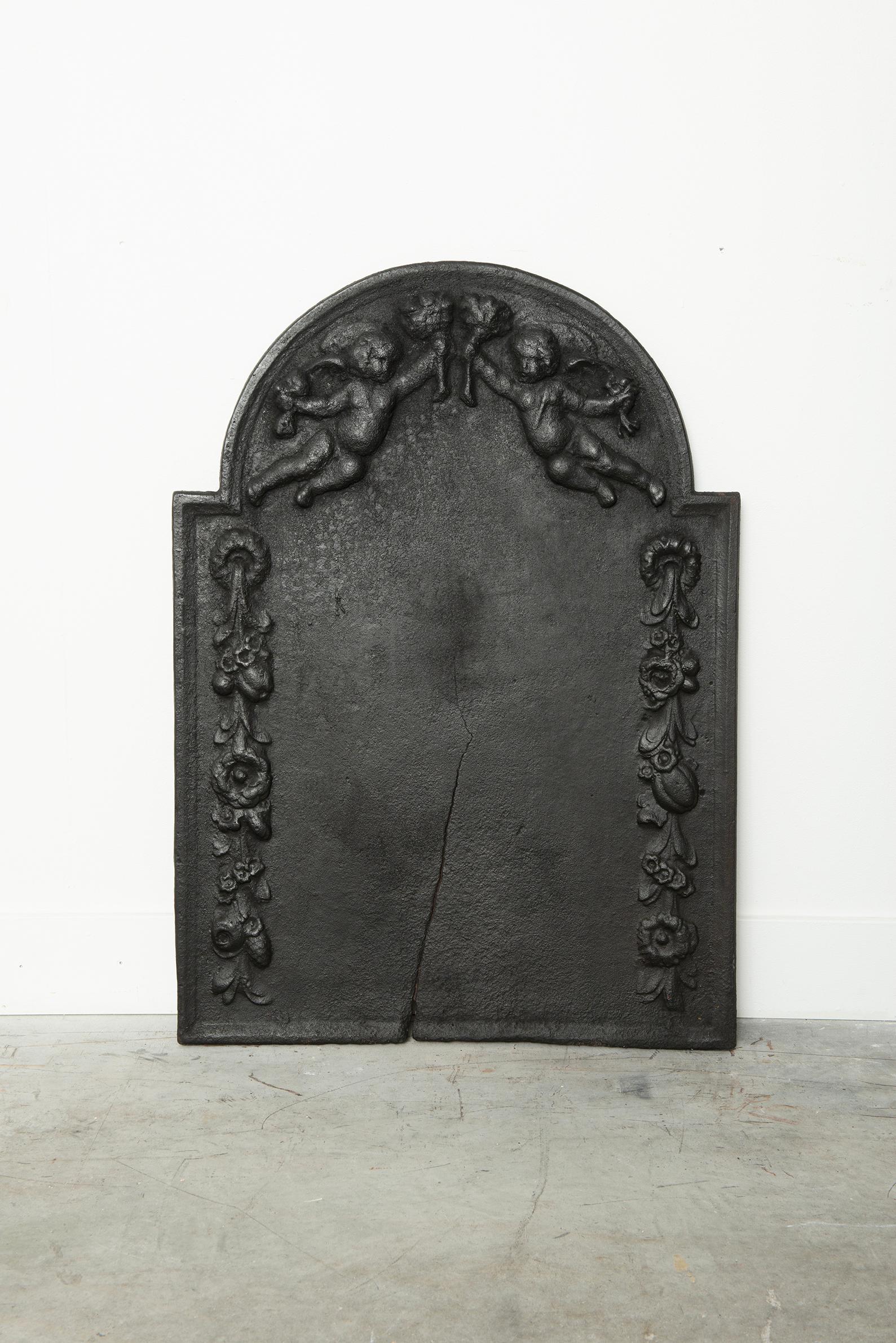 Antique Cast Iron Fireback with Angels / Putti – Exquisite Fireplace Decor
