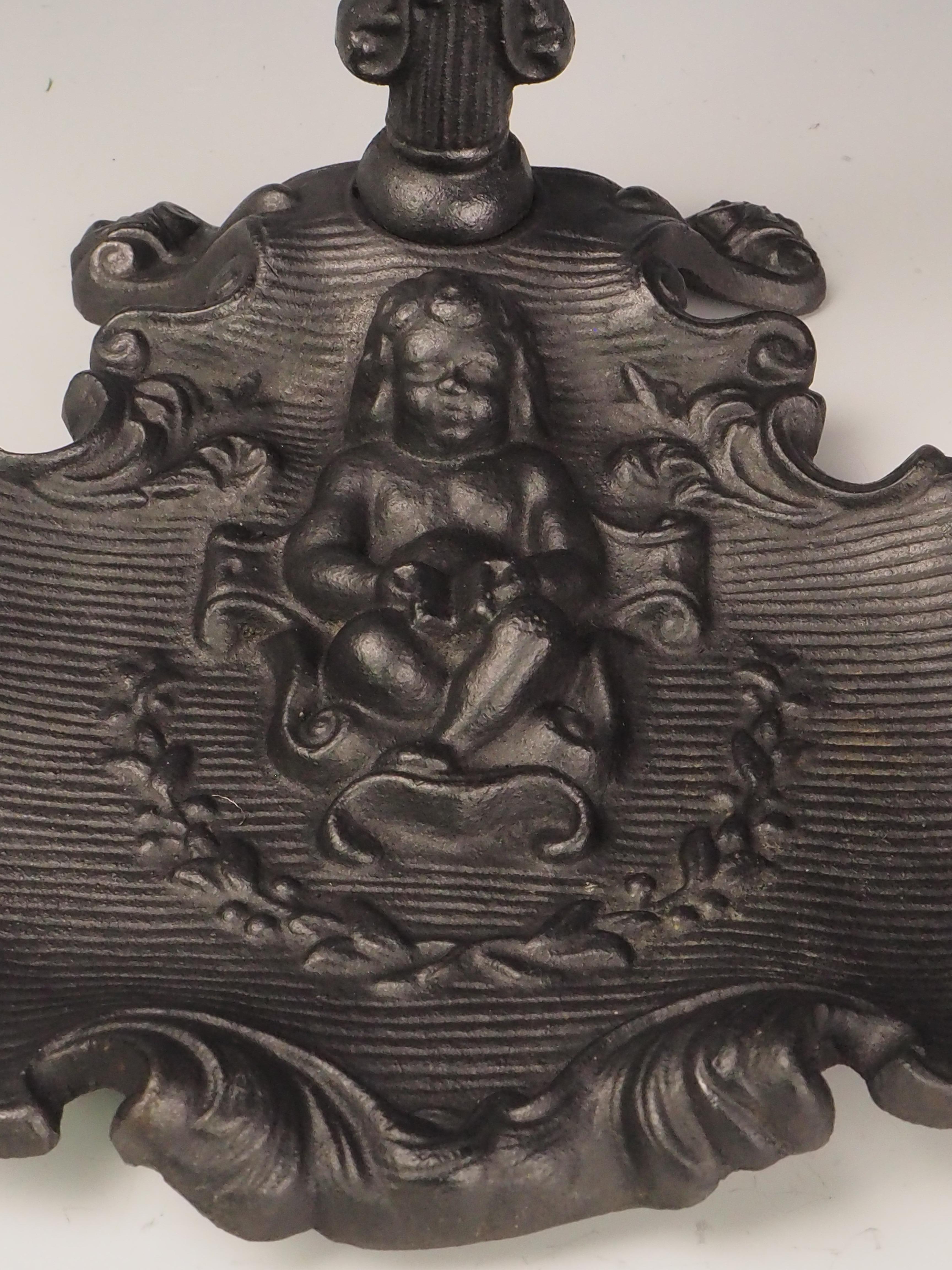 Antique Cast Iron Fireside Tool Stand  Cherub Design For Sale 12