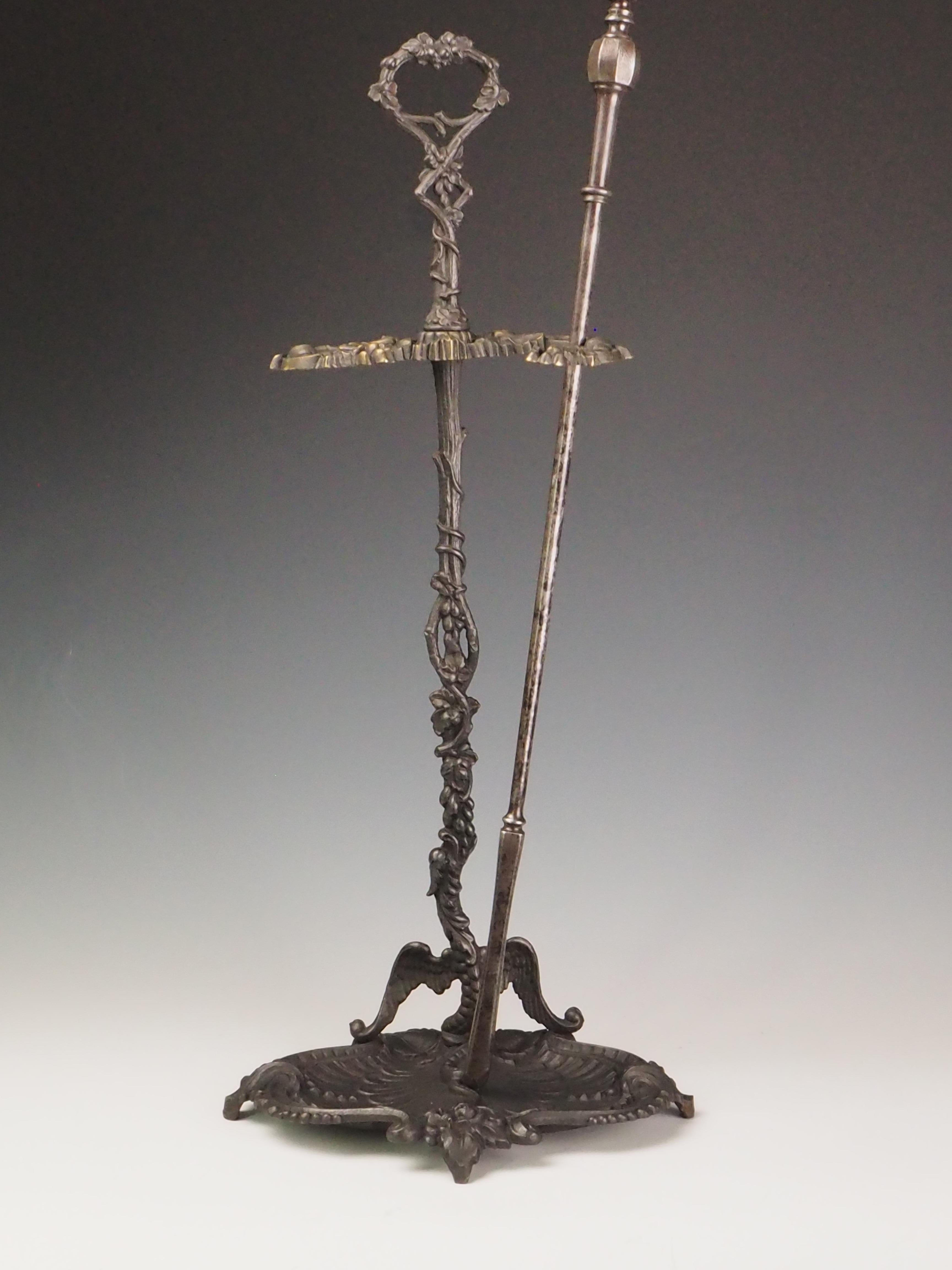 Antique Cast Iron Fireside Tool Stand  Winged Serpent Design In Good Condition For Sale In Lincoln, GB