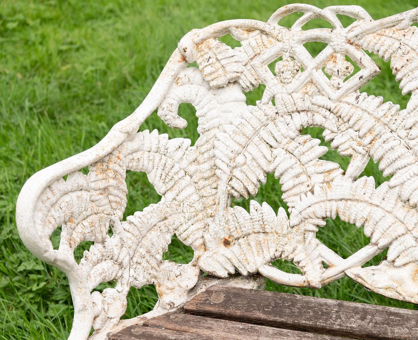 Antique cast iron garden bench, Fern design, English, possibly Coalbrookdale   In Good Condition In Maidstone, GB