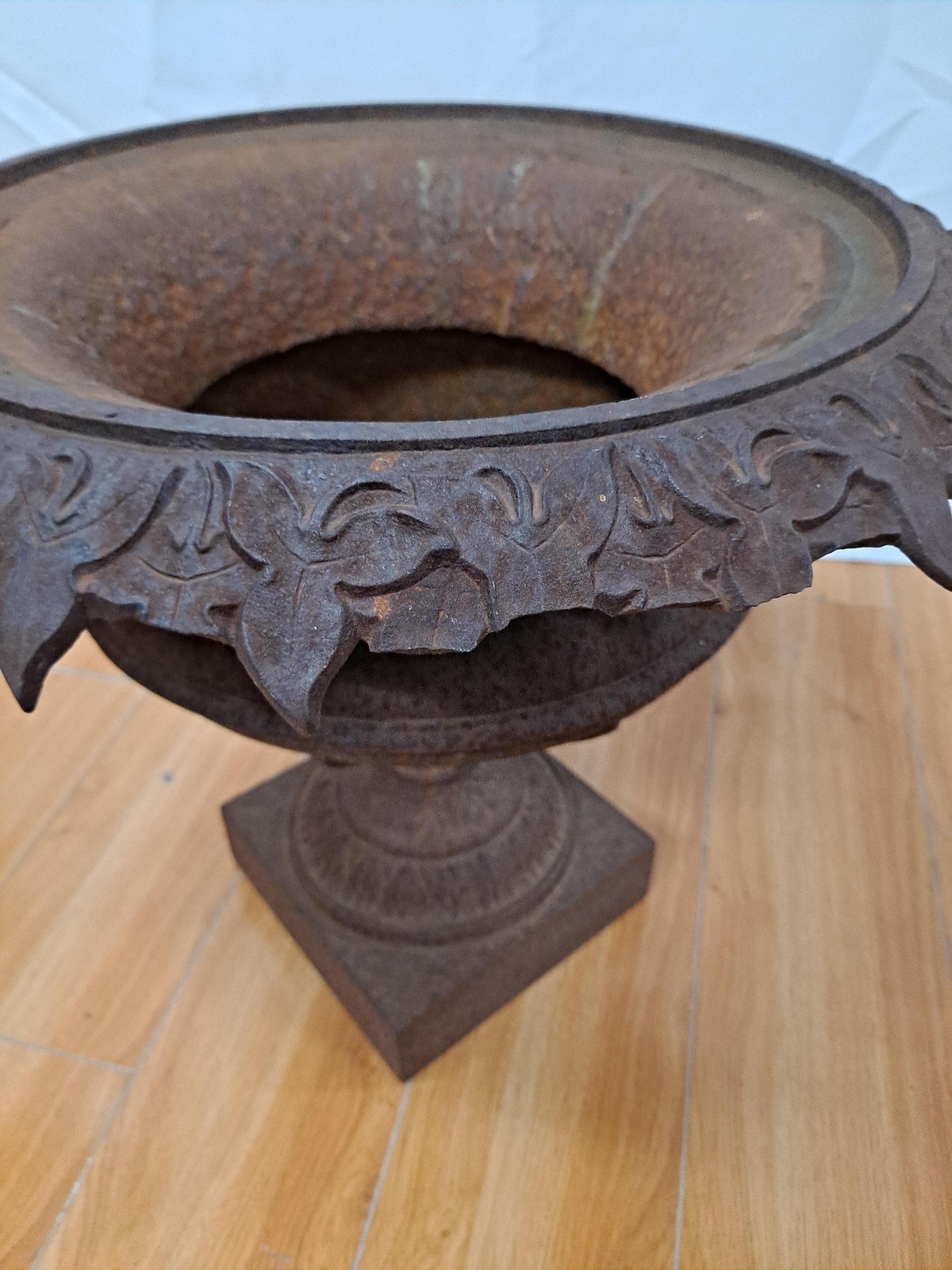 Antique Cast Iron Garden Urn For Sale 4