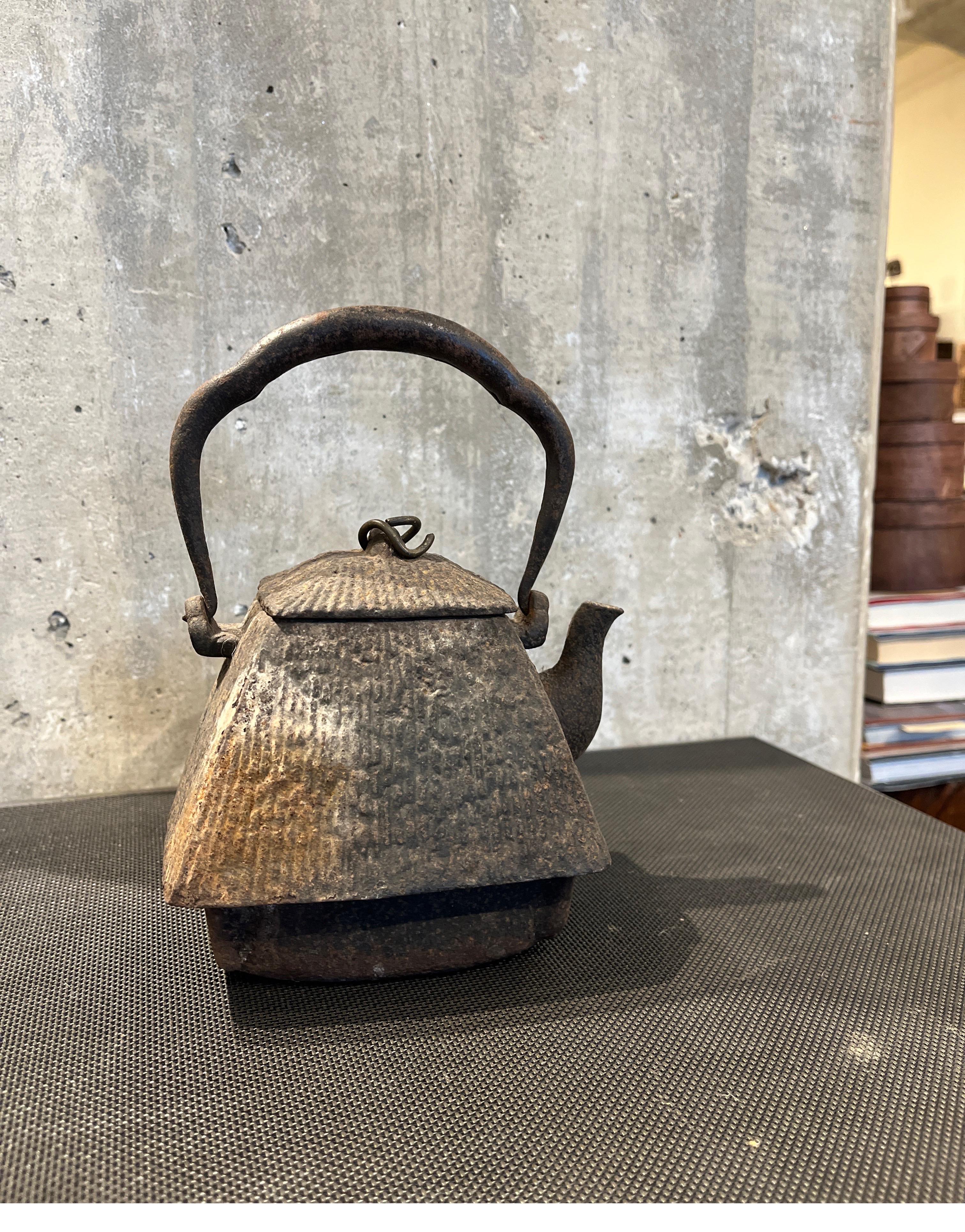 Antique Cast Iron Japanese Teapot For Sale 3