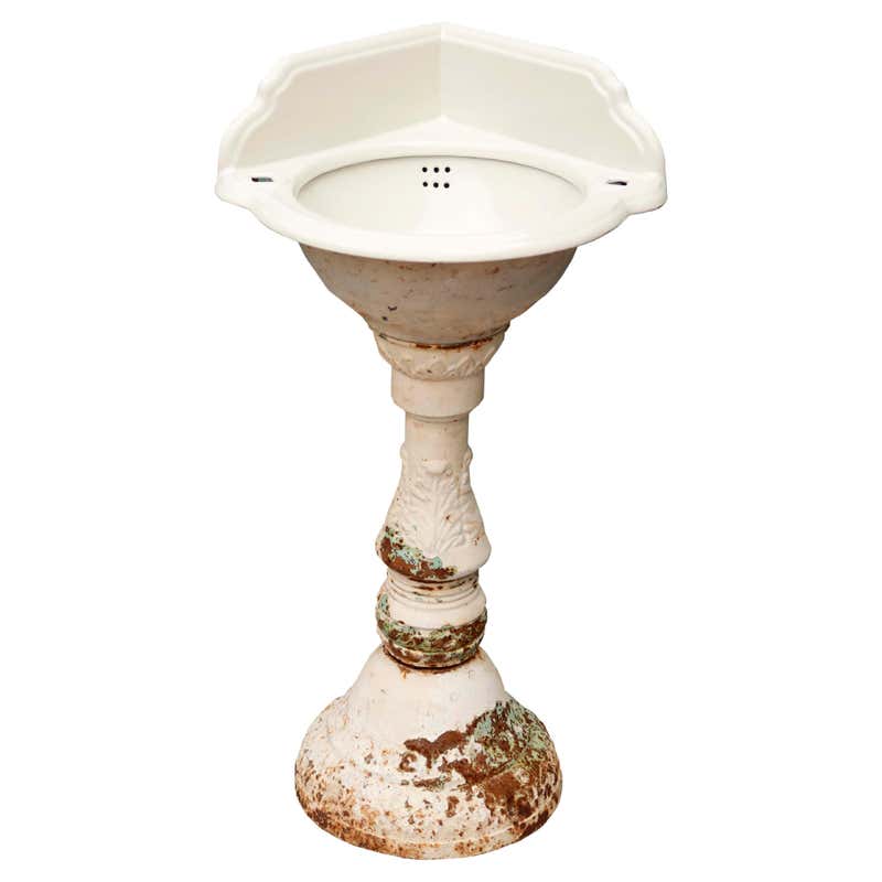 20th Century French Cast Iron Clam Shell Basin at 1stDibs | clam shell ...