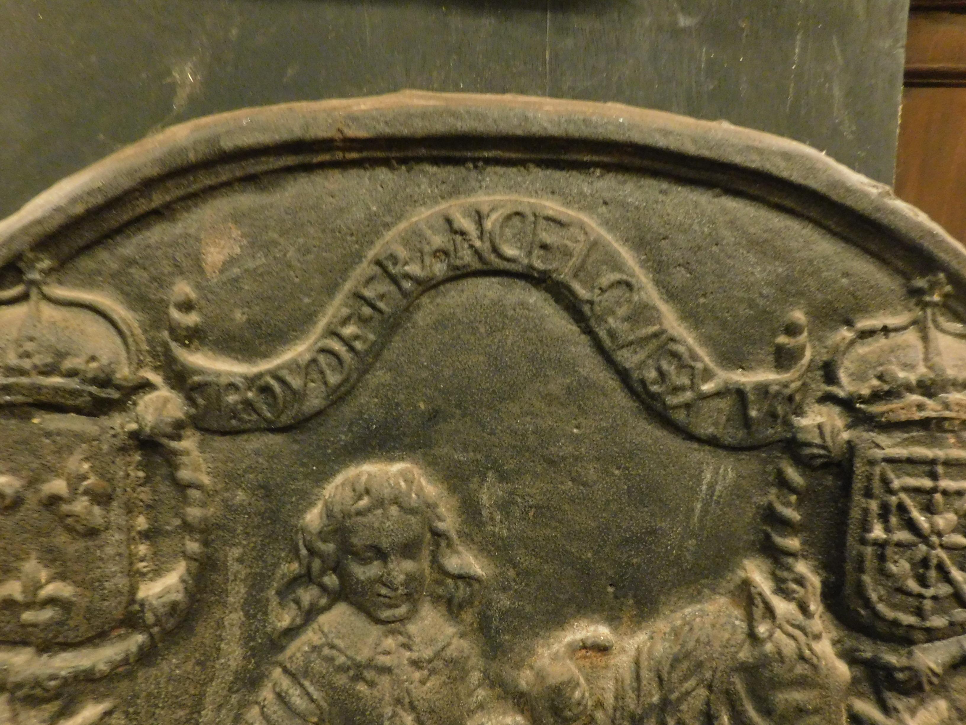 17th Century Antique cast iron plate 