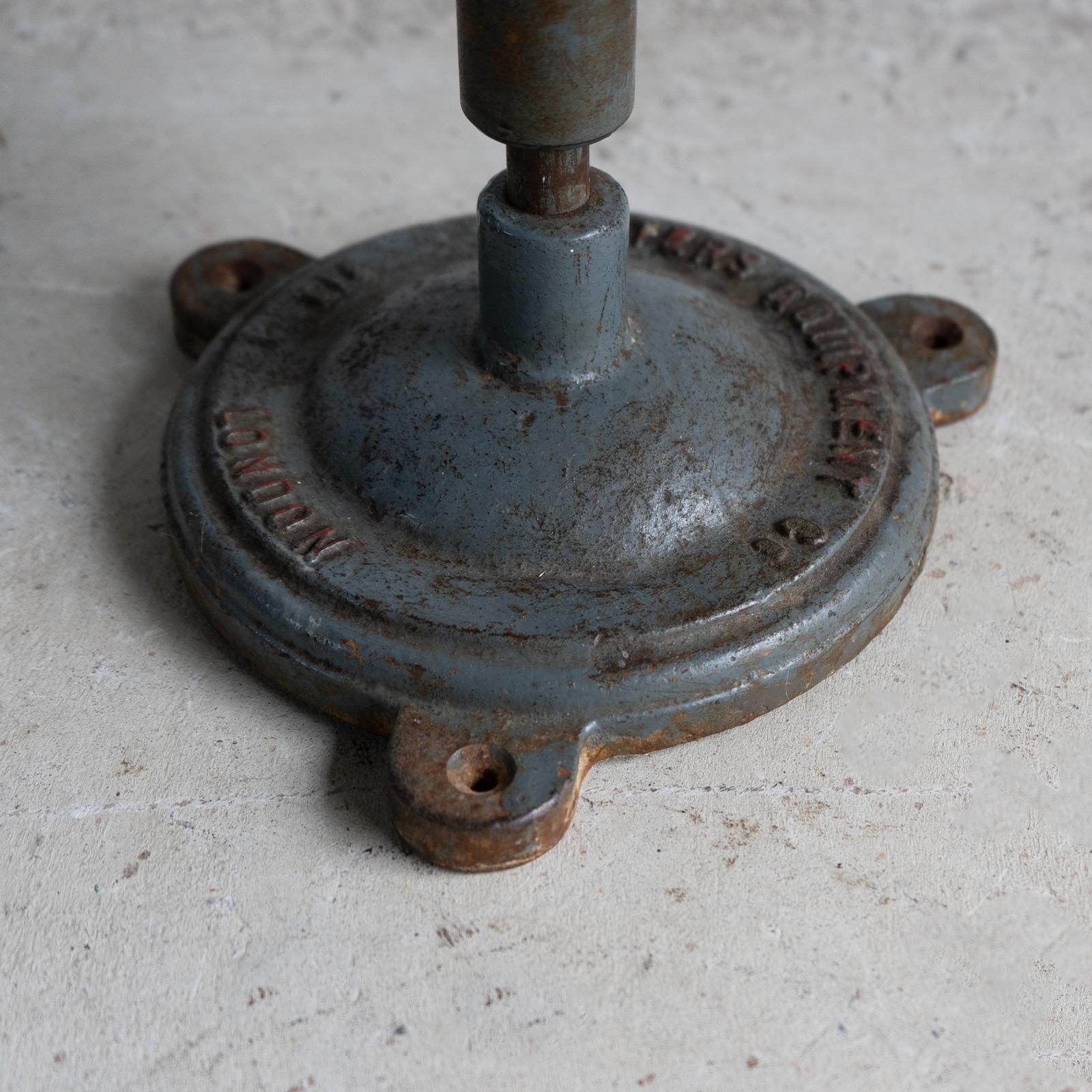 Antique Cast Iron Pottery Banding Wheel By Potters Equipment Co. London For Sale 1