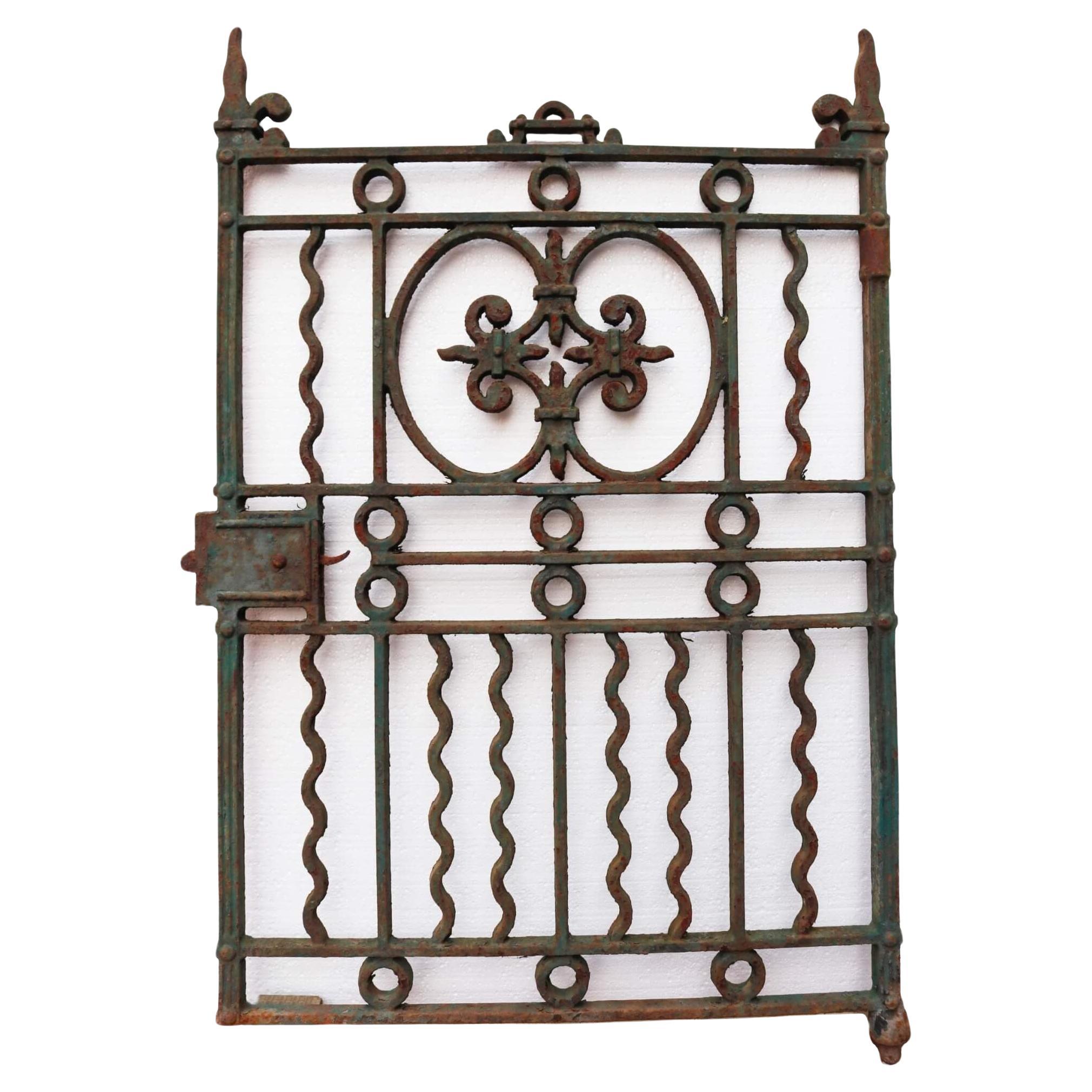 Antique Cast Iron Victorian Pedestrian Gate For Sale