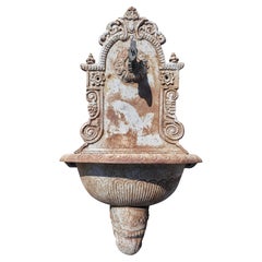 ANTIQUE CAST IRON WALL FOUNTAIN FROM THE EARLY 1900S 20th Century