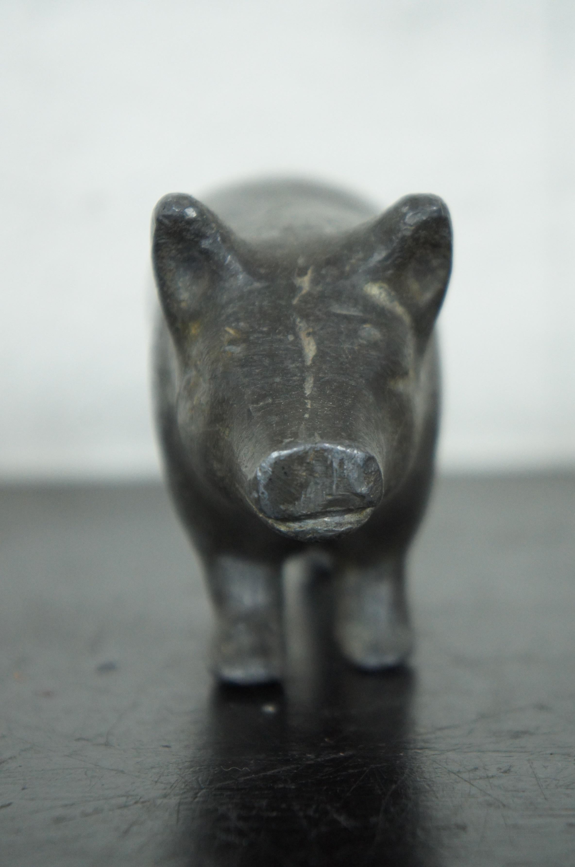 Antique Cast Lead Pig Figurine Paperweight Barnyard Farm Animal Piglet Figural In Good Condition In Dayton, OH