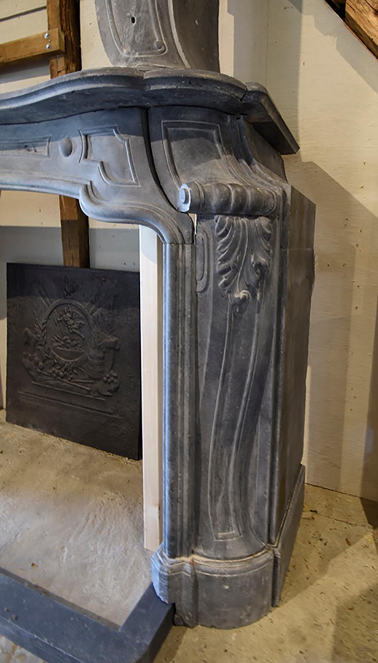 Stone Antique Castle Fireplace Mantel Type Louis XV For Sale