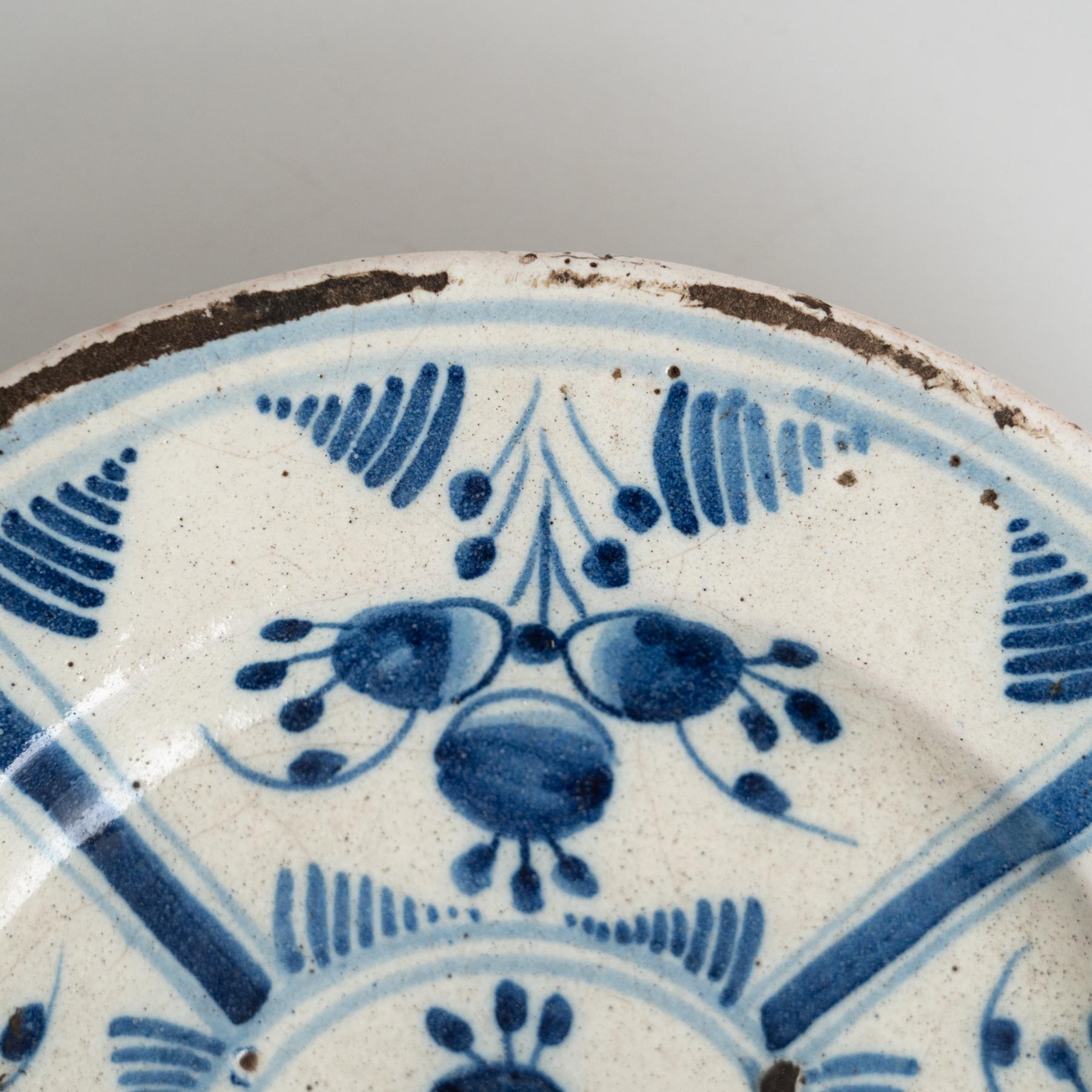 Antiguo Plato de Cerámica Catalana - Principios Siglo XX Español en venta