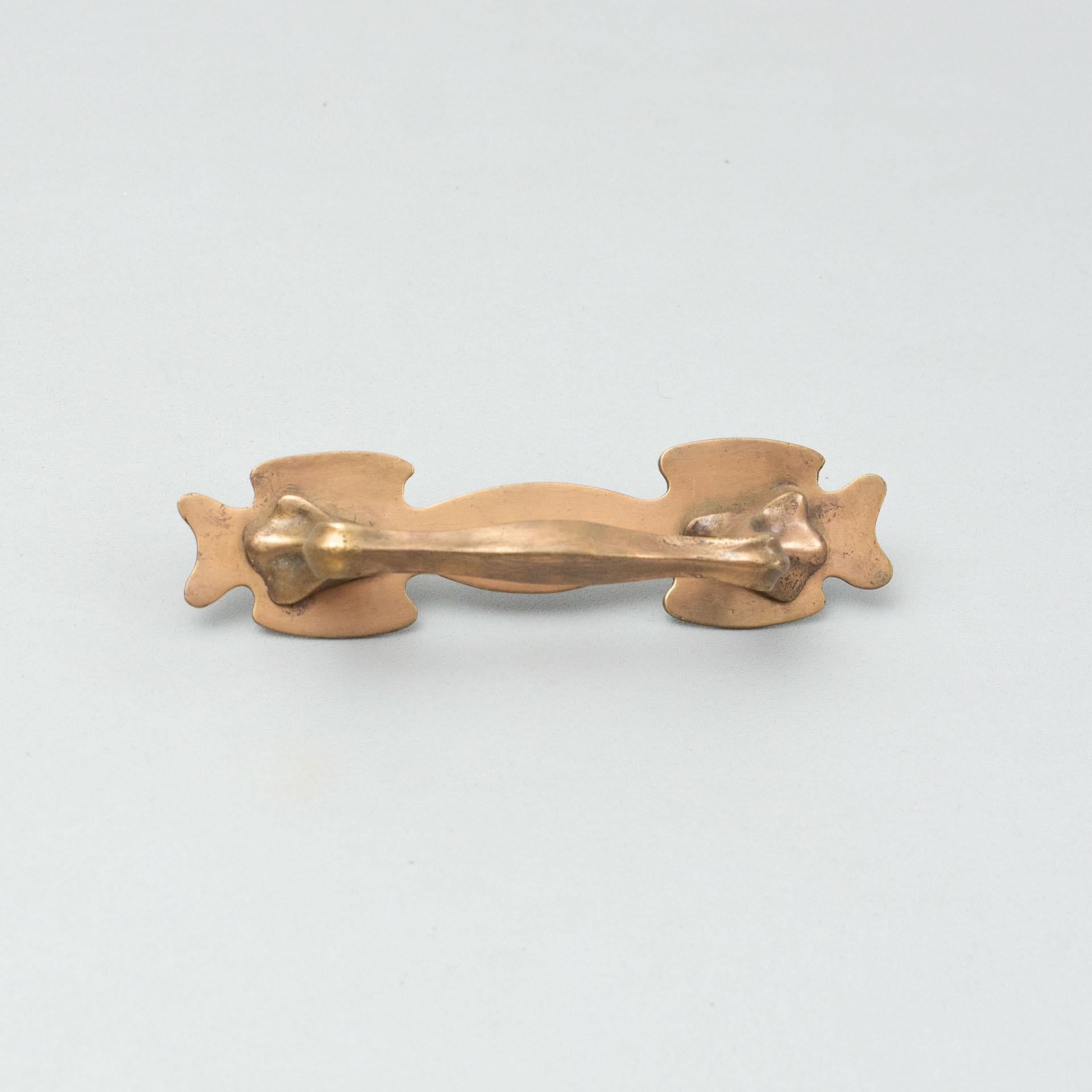 Antique Catalan Modernist Brass Handle and Peephole, circa 1920 In Good Condition In Barcelona, Barcelona