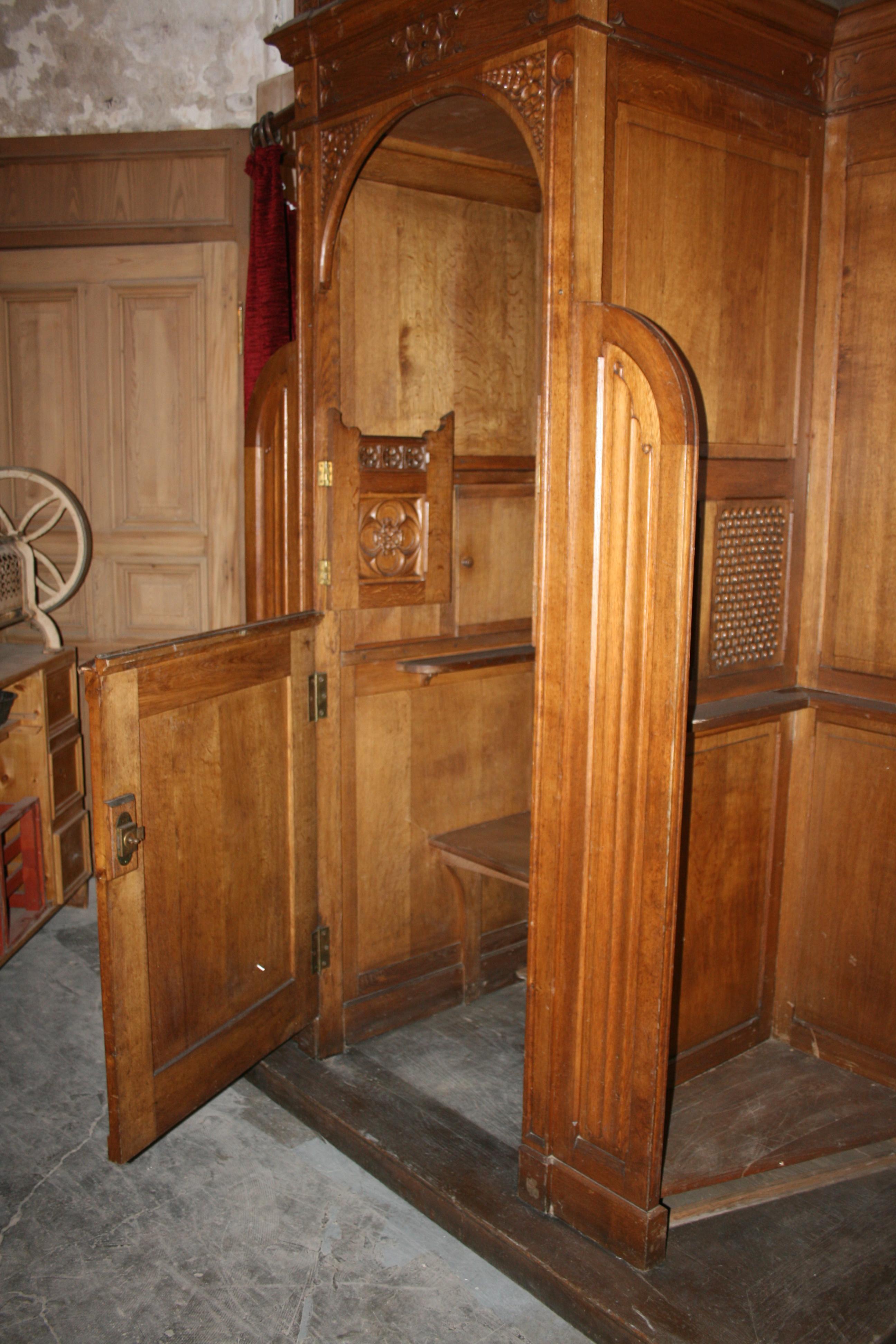 Antique Catholic Confessional from Liège, Solid Oak, Late 19th Century 7