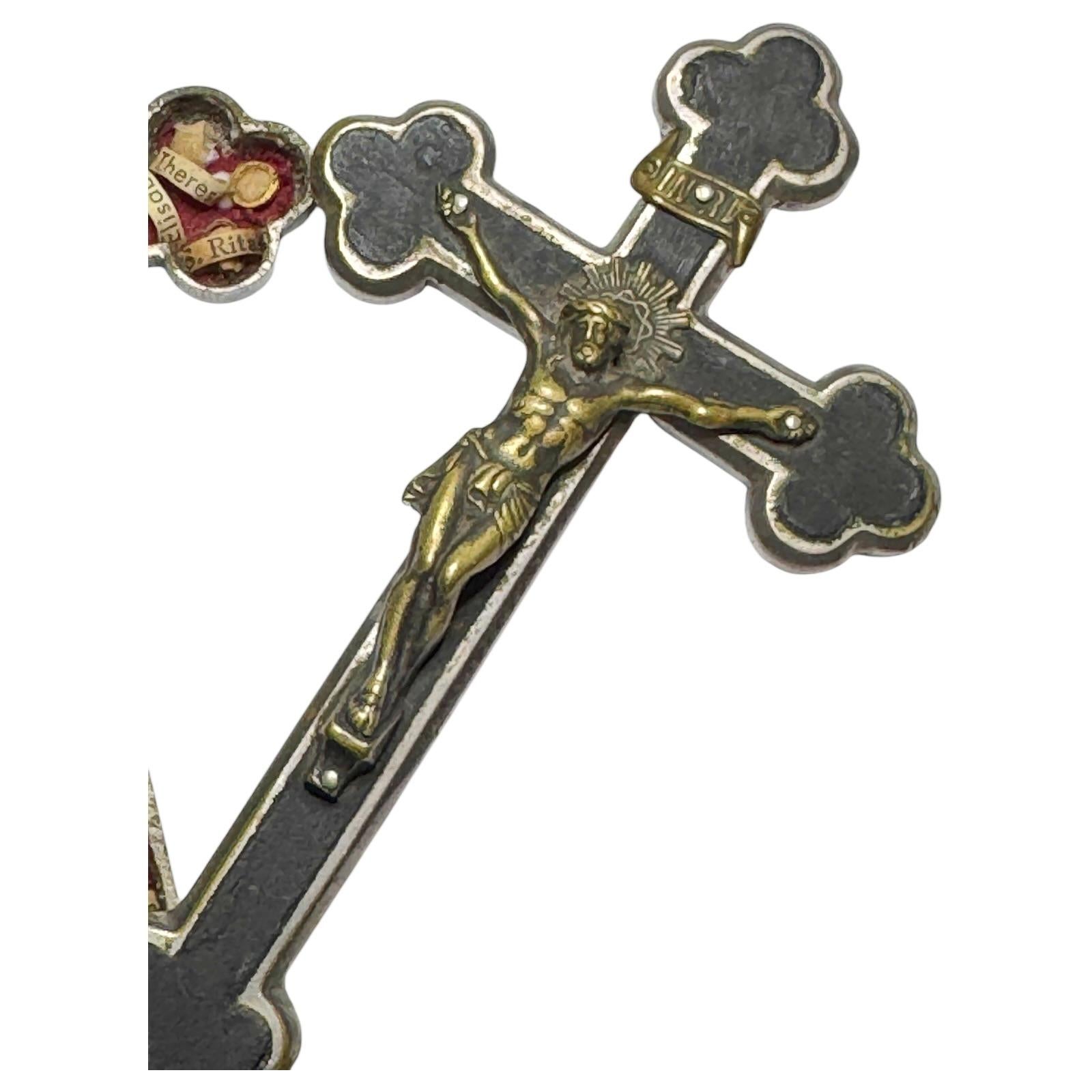 Antique Catholic Reliquary Box Crucifix Pendant with 18 Relics of Saints 2