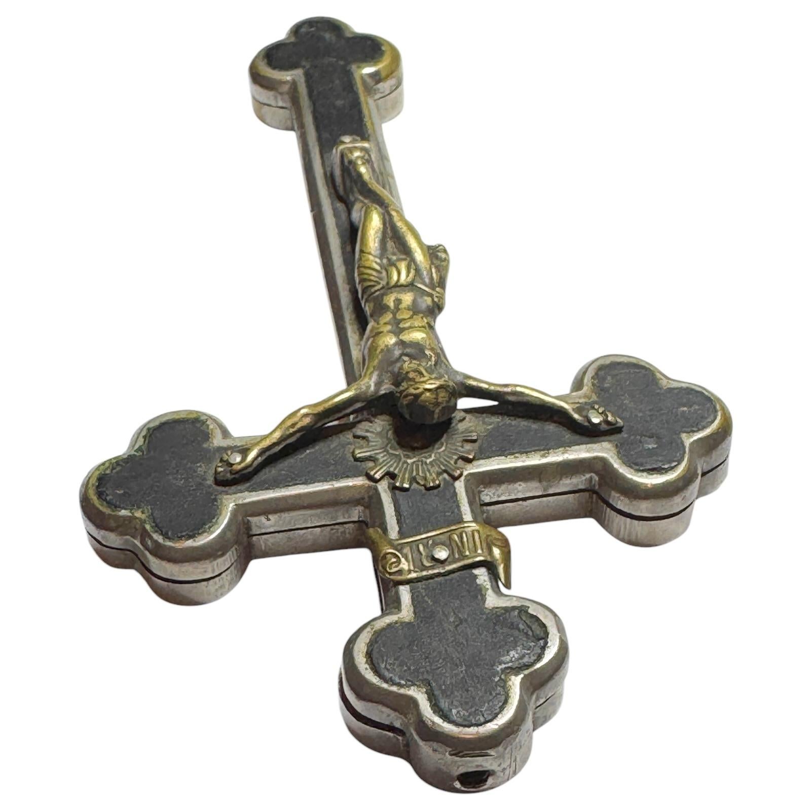 Antique Catholic Reliquary Box Crucifix Pendant with 18 Relics of Saints 10
