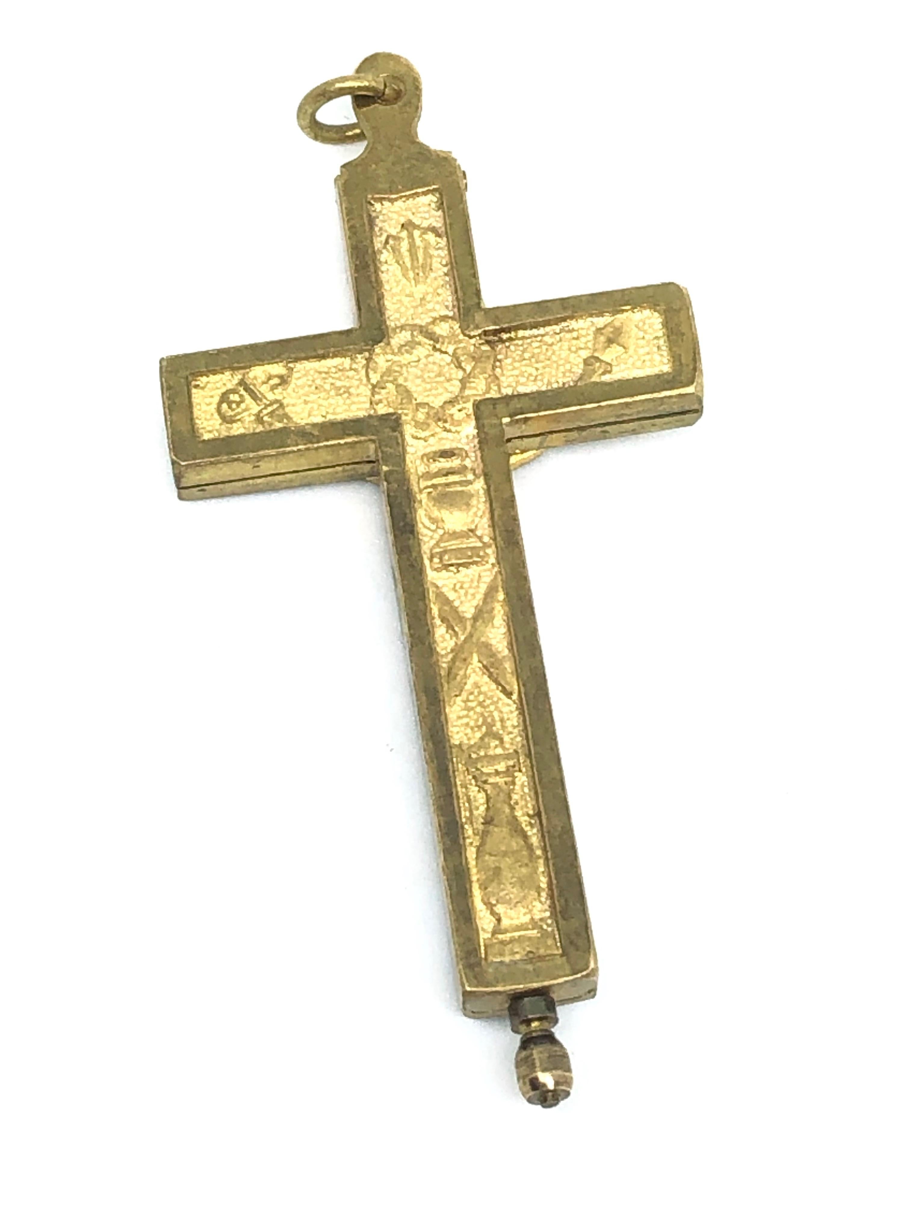 antique crucifix pendant