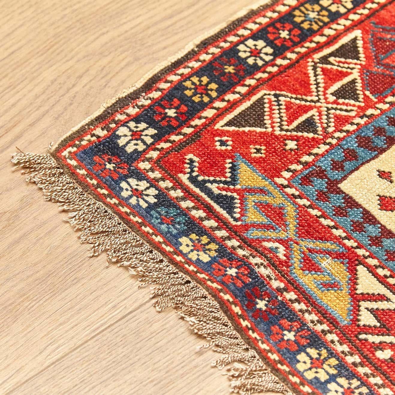 Ancien tapis du Caucase Daghestan en laine nouée à la main, vers 1880 en vente 5