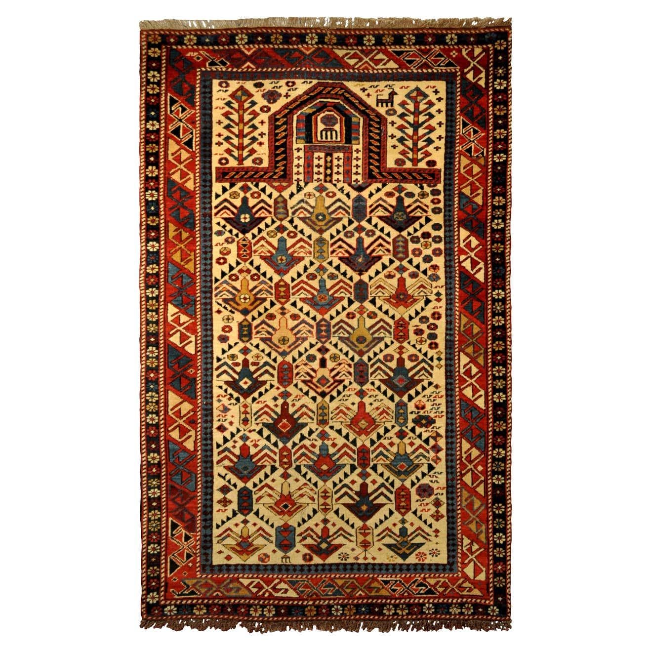 Antique Caucas Daghestan Hand Knotted Wool Rug, circa 1880 For Sale 11