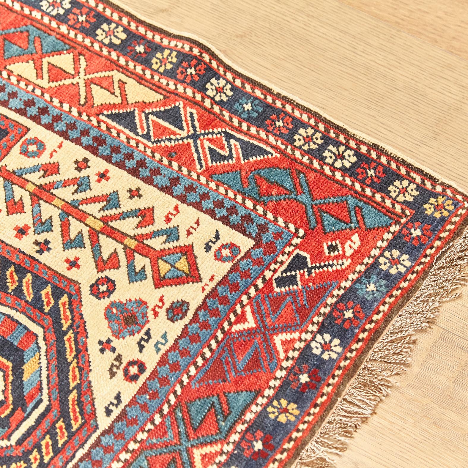 Antique Caucas Daghestan Hand Knotted Wool Rug, circa 1880 In Fair Condition In Barcelona, Barcelona