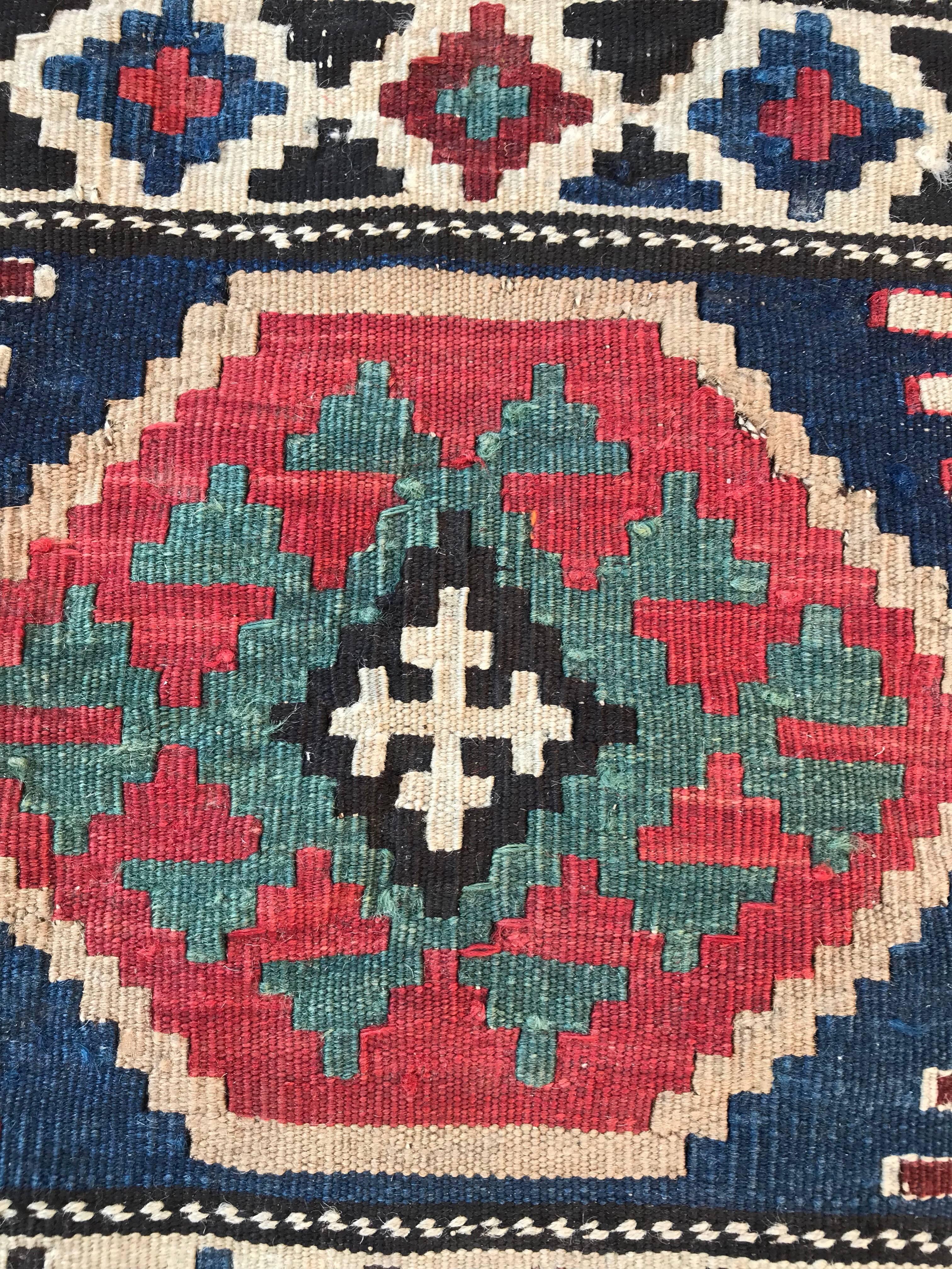Bobyrug’s Antique Caucasian 19th Century Flat Rug Kilim In Good Condition For Sale In Saint Ouen, FR