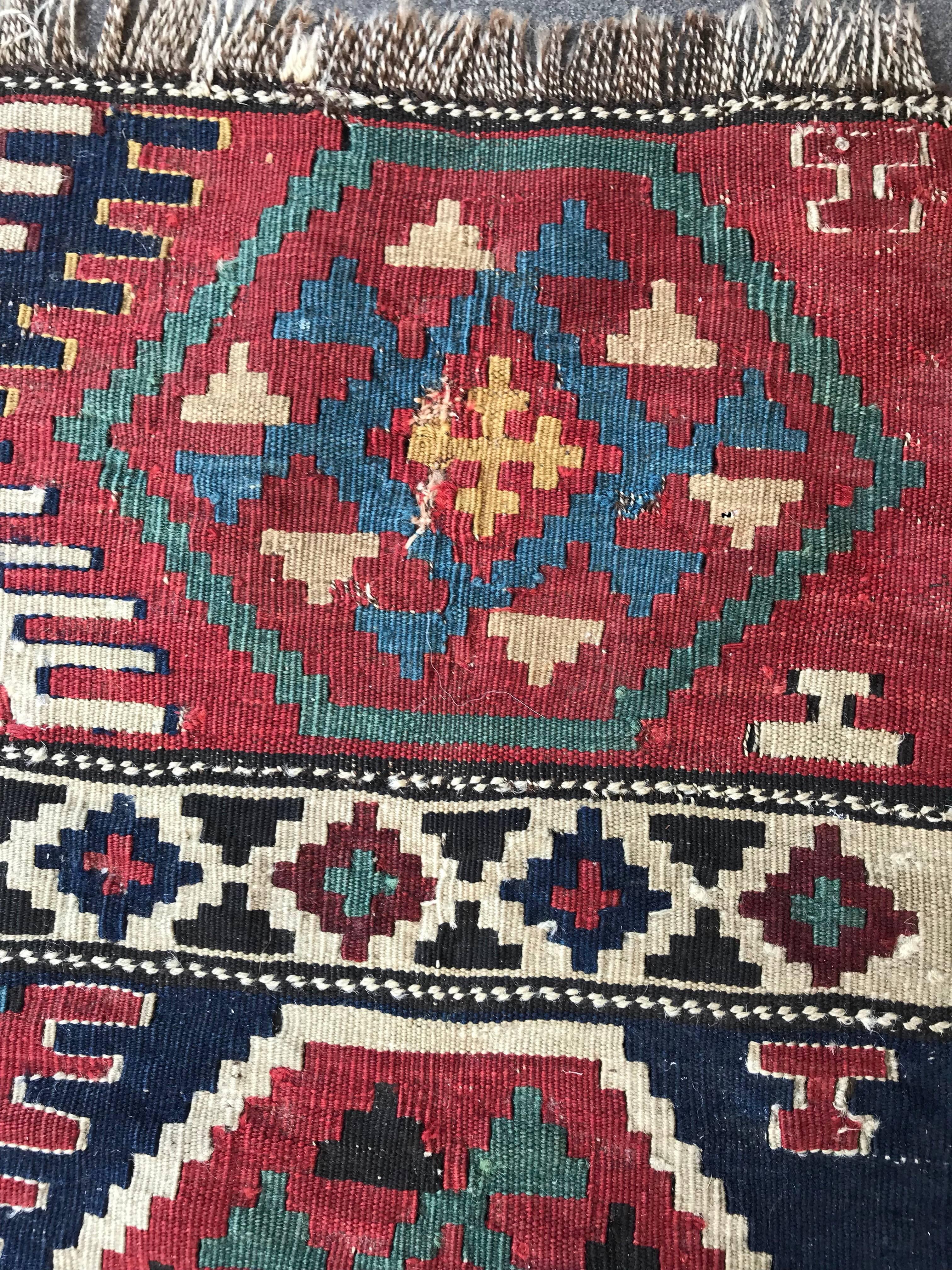 Bobyrug's Antique Caucasian 19th Century Flat Rug Kilim (tapis plat ancien du Caucase du XIXe siècle) Bon état - En vente à Saint Ouen, FR