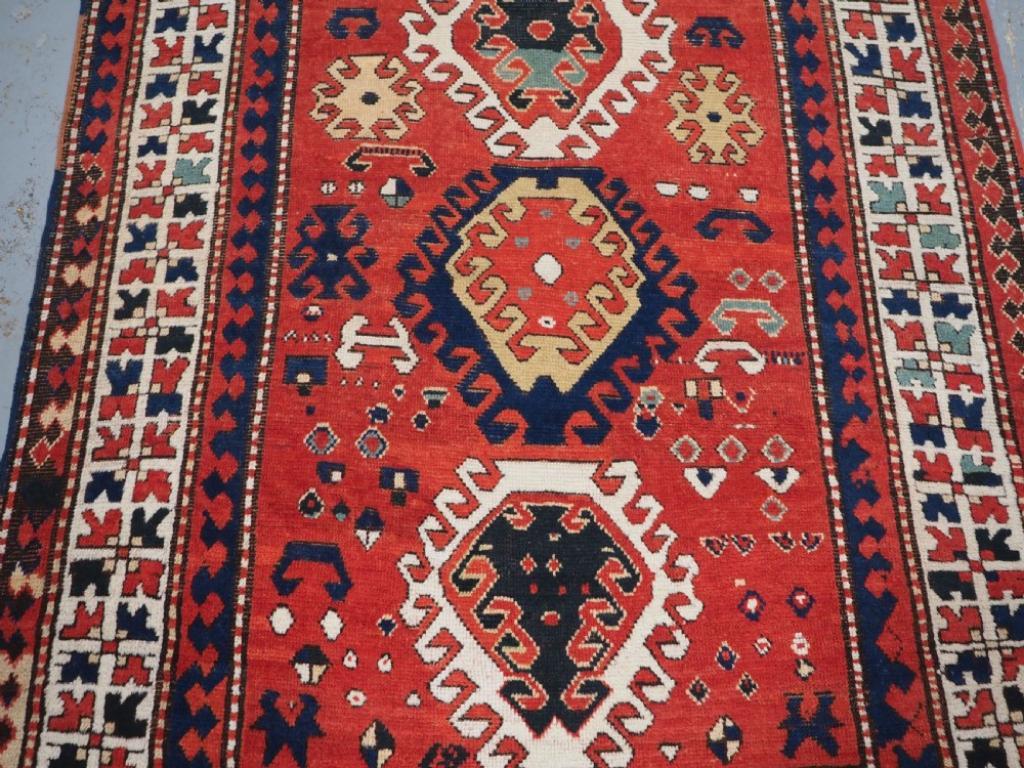 Caucasien Ancien tapis Kazak caucasien Bordjalou, vers 1870 en vente