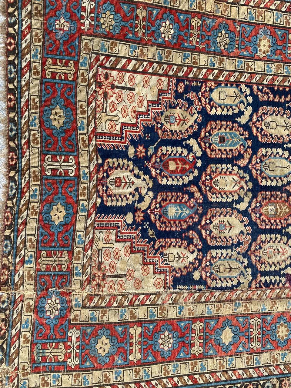 Schöner antiker kaukasischer Teppich mit schönem Botteh-Muster und schönen Farben, komplett und fein handgeknüpft mit Wollsamt auf Wollfond.

✨✨✨
