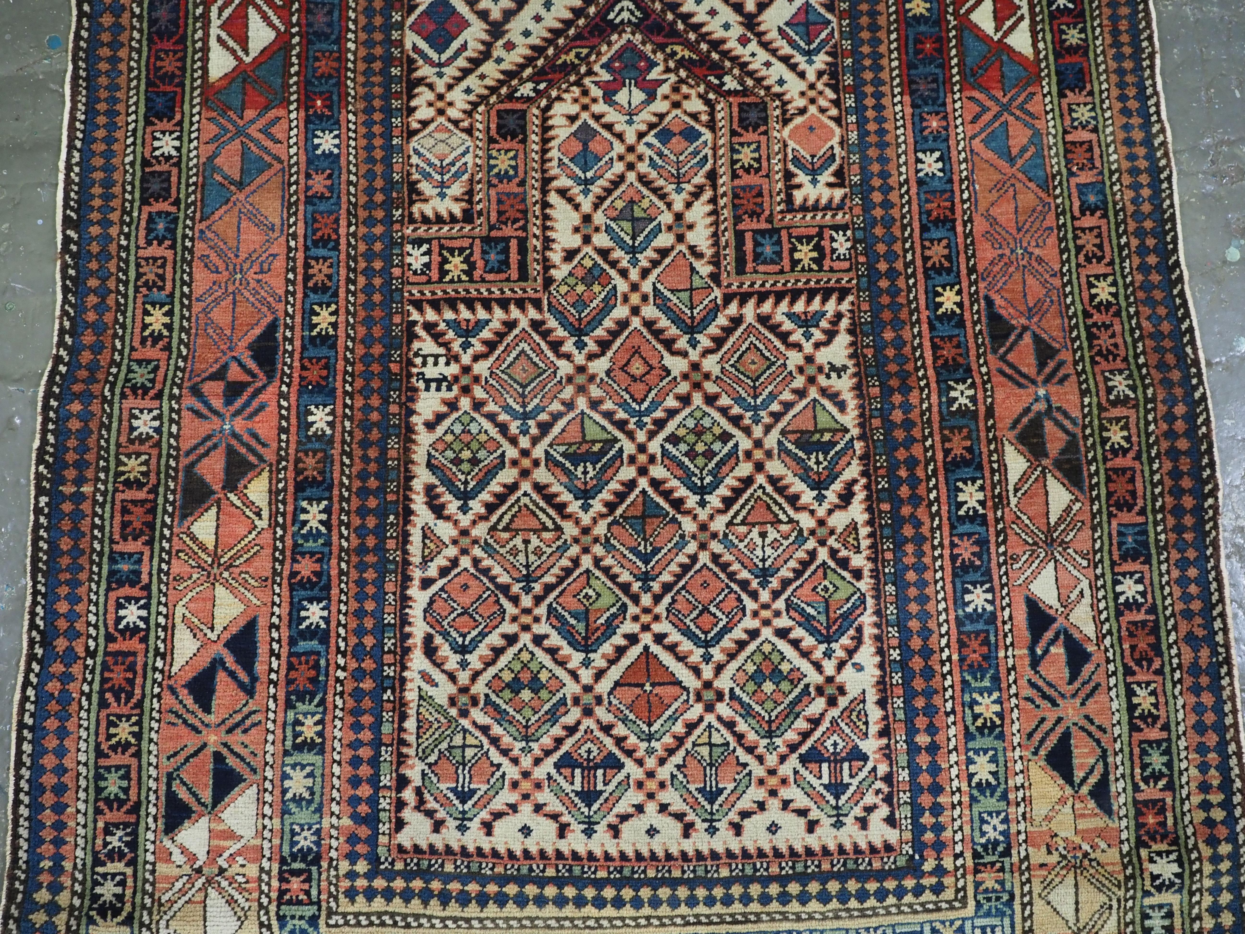 Antique Caucasian Dagestan prayer rug with floral lattice on ivory ground, 1880. In Good Condition For Sale In Moreton-In-Marsh, GB