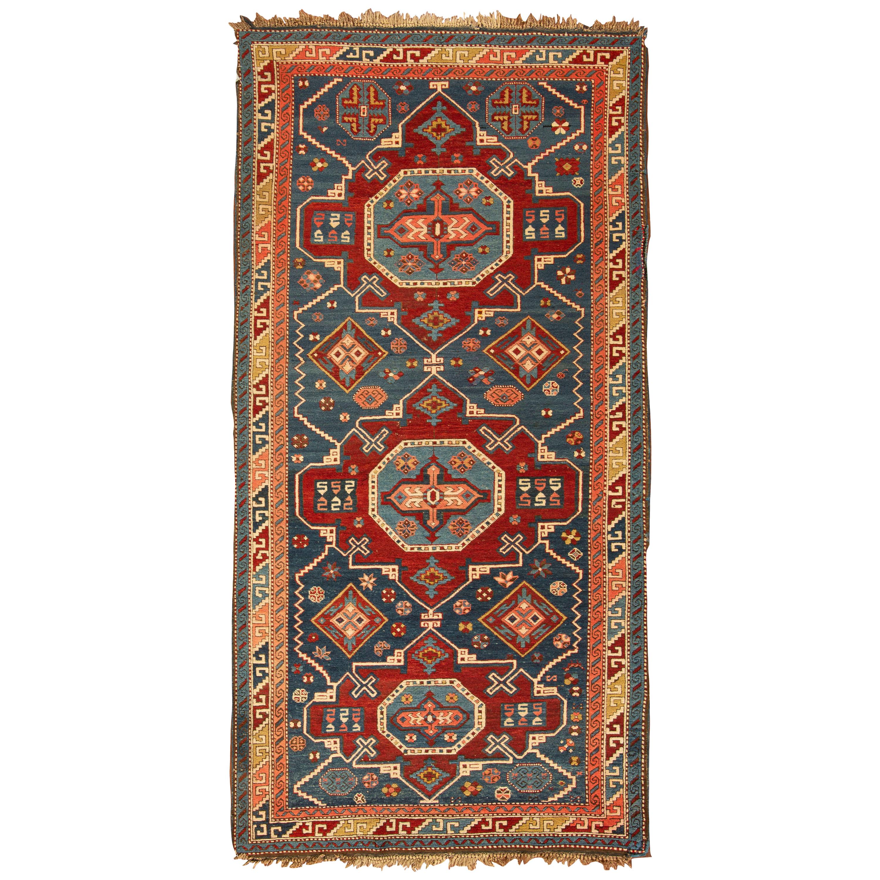 Antiker kaukasischer Dagestan-Teppich, um 1900 3'11 x 7'10