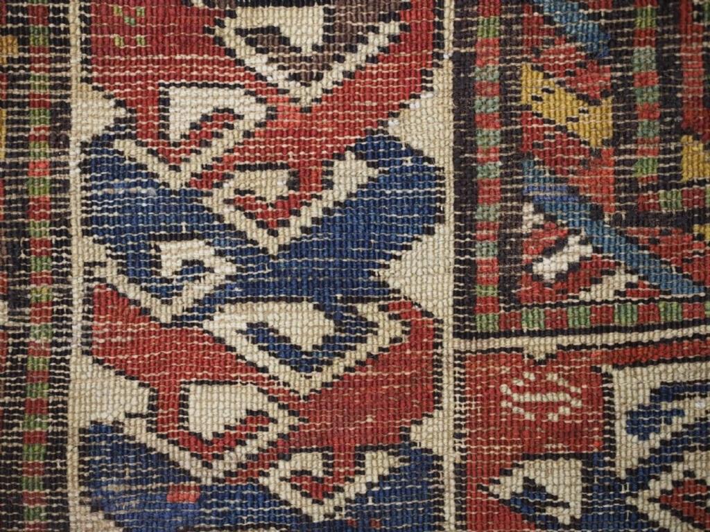 Ancien tapis Dagestan du Caucase avec motif de treillis, vers 1890 Bon état - En vente à Moreton-In-Marsh, GB