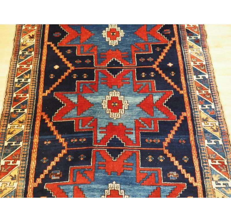 Tapis caucasien ancien Derbent avec une superbe couleur, vers 1900 Excellent état - En vente à Moreton-In-Marsh, GB